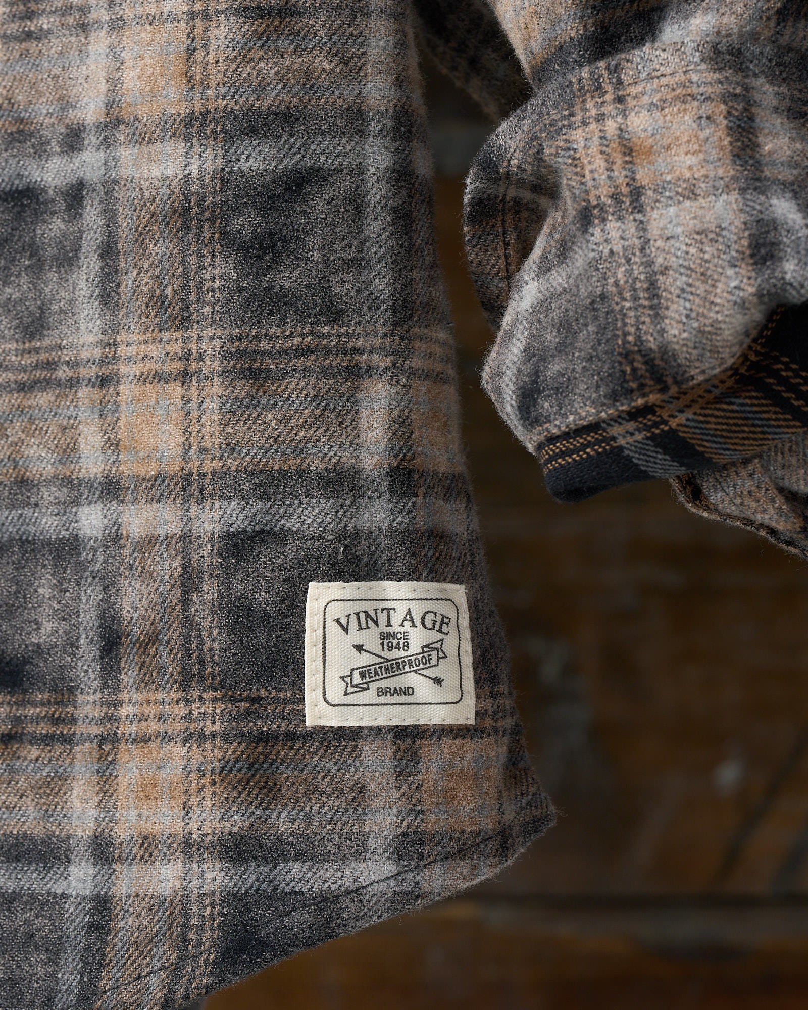 Long Sleeve Chalk Distressed Flannel Plaid in Ebony