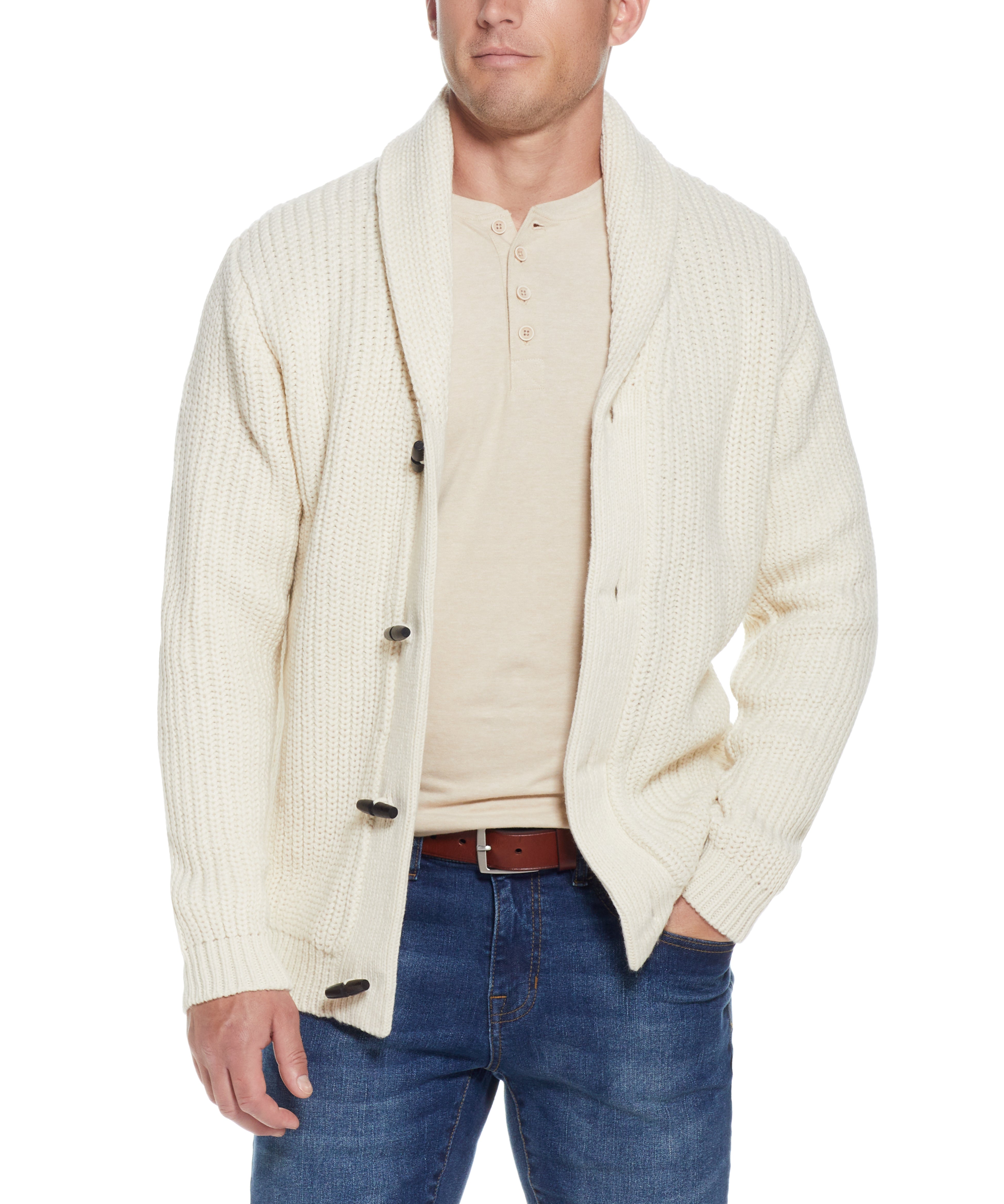 CARDI W TOGGLES LINED in ECRU worn by a man, showcasing a shawl collar and wood toggle buttons.