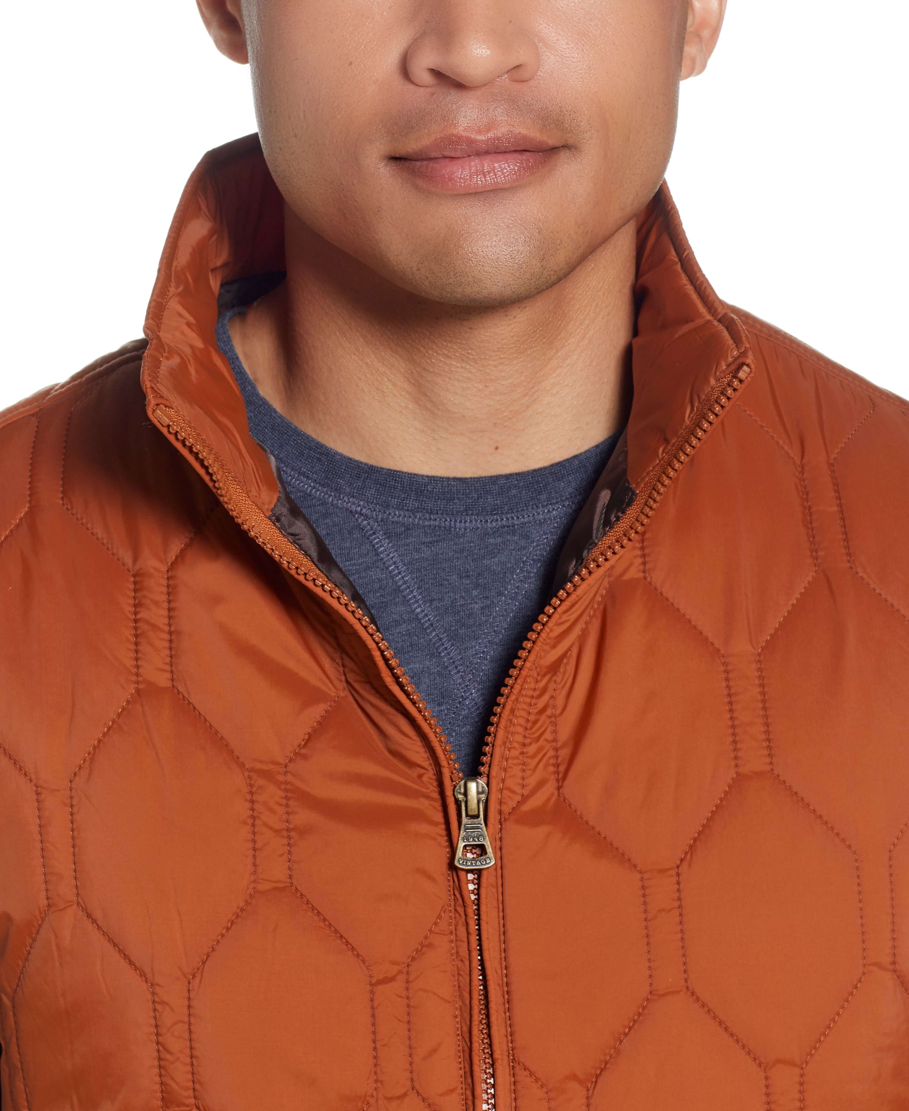 HEXAGON QUILTED LIGHTWEIGHT VEST in CARAMEL CAFE