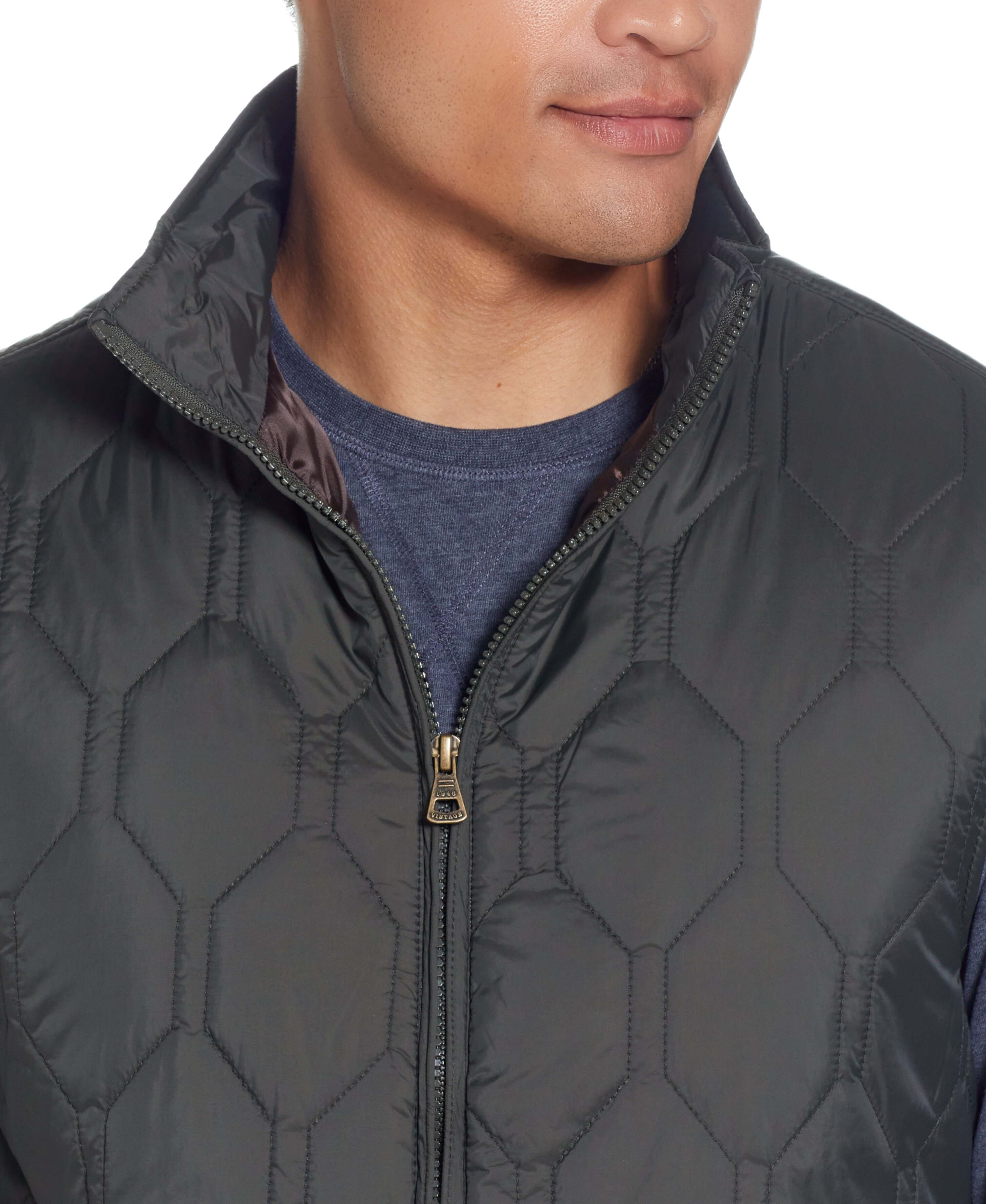 Hexagon Quilted Lightweight Vest In Rosin