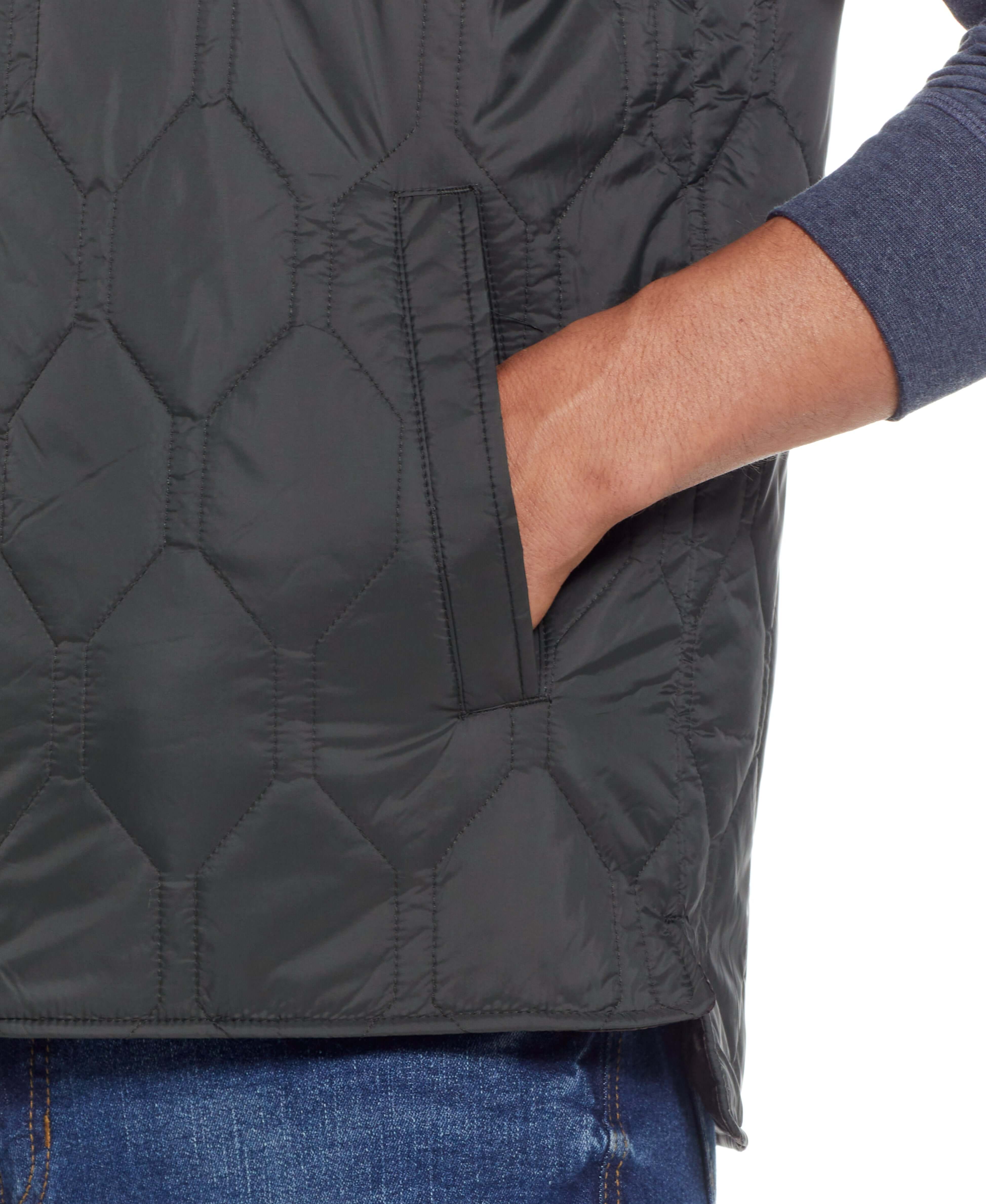 Hexagon Quilted Lightweight Vest In Rosin