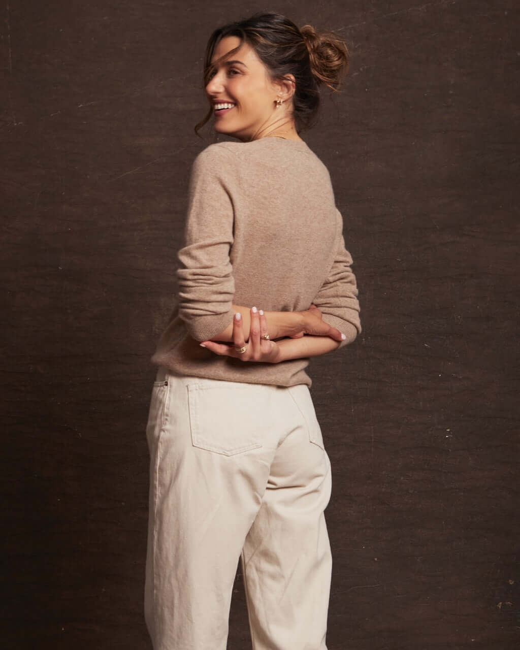 Women's Cashmere Long Sleeve Solid Crew In Taupe Heather