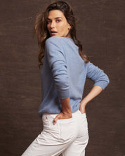Women's Cashmere Long Sleeve Solid Vee In Chambray Heather