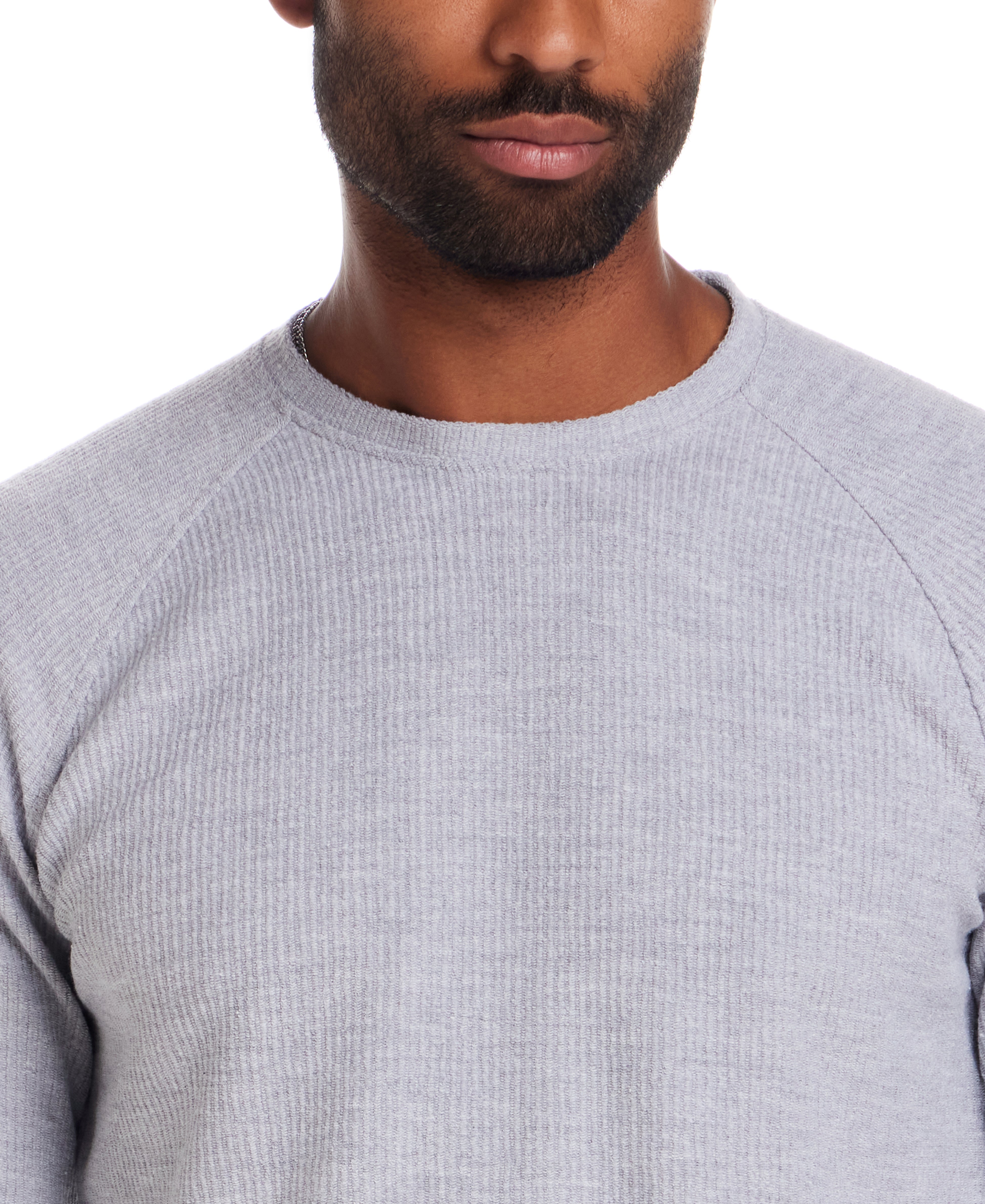 Long Sleeve Raglan Crew Neck in Heather Grey