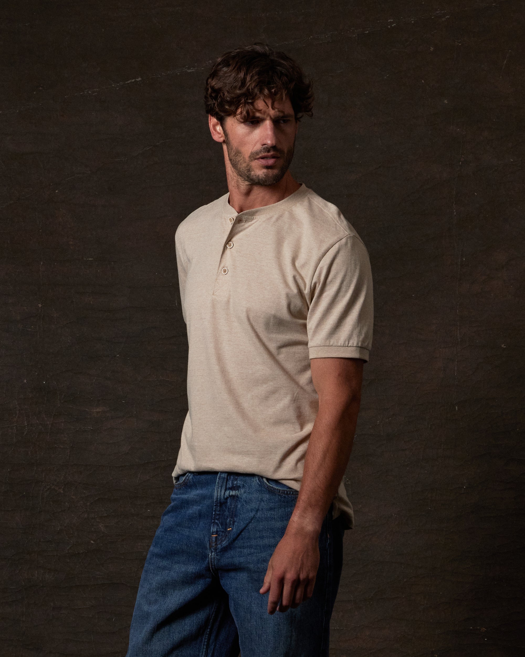Short Sleeve Microstripe Henley in Natural