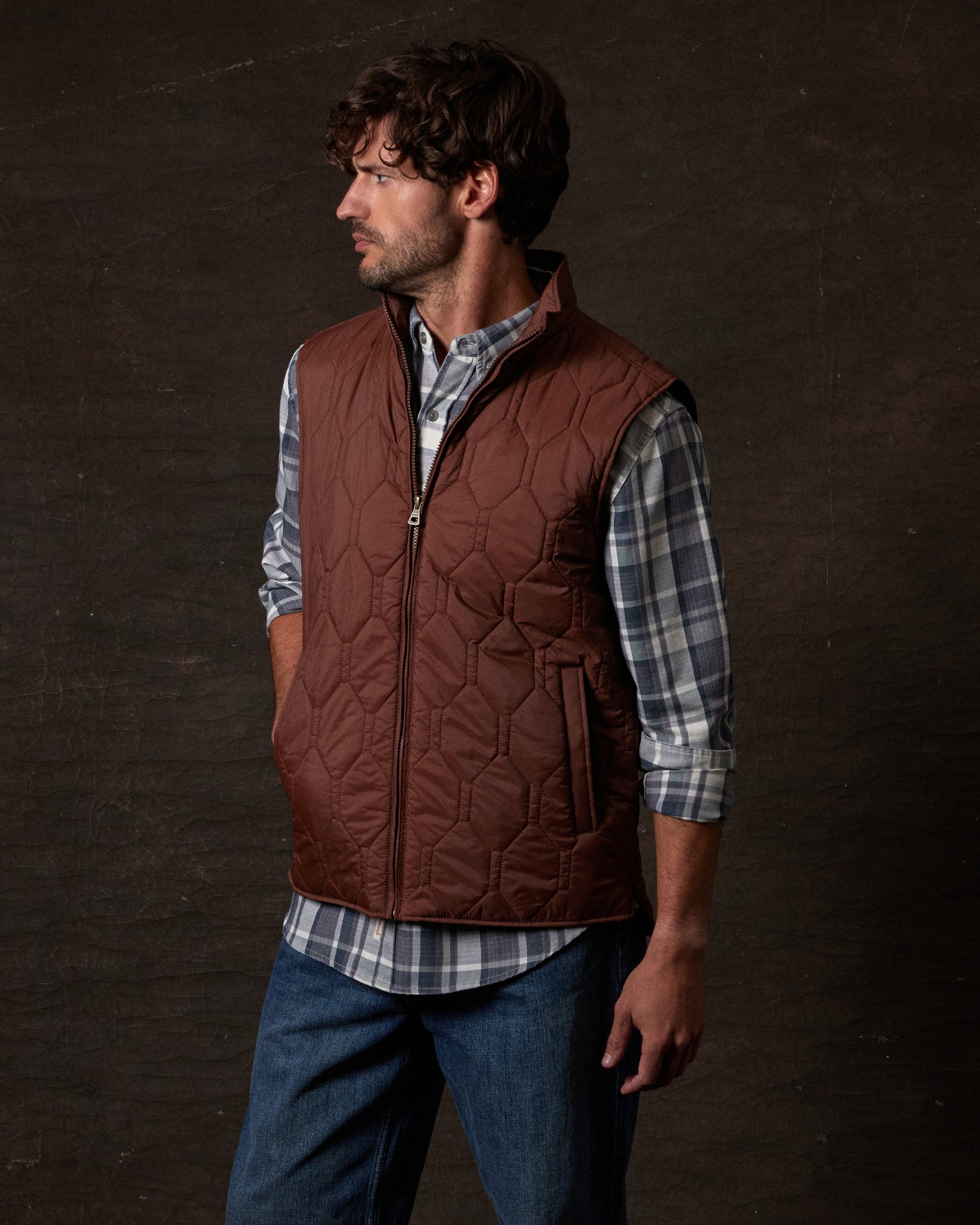 Hexagon Quilted Lightweight Vest in Cappuccino
