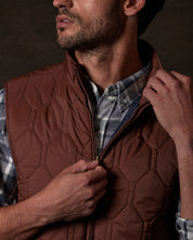 Hexagon Quilted Lightweight Vest in Cappuccino