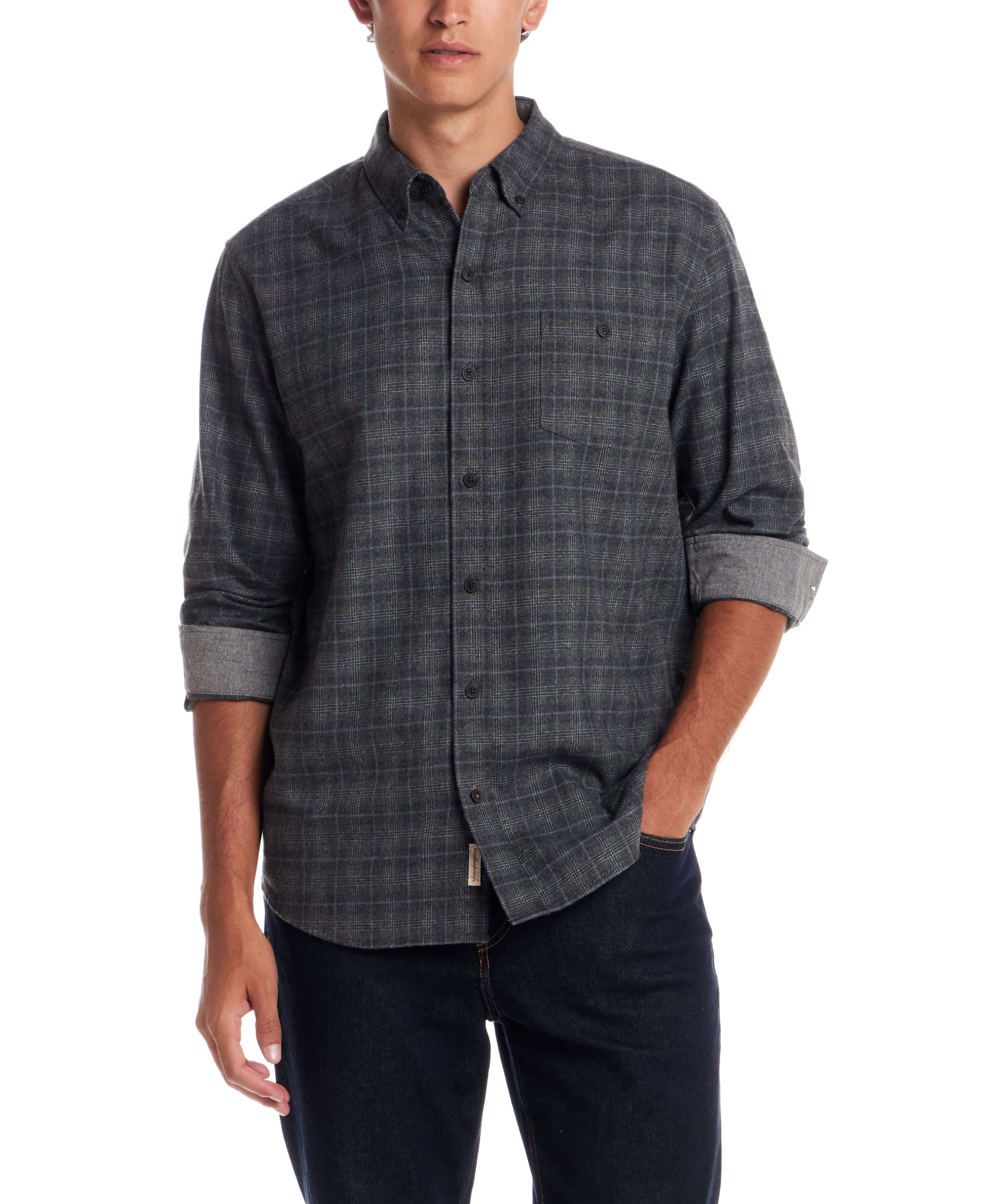 Men's long sleeve brushed flannel shirt in Winter Moss with button-down collar and chest pocket.