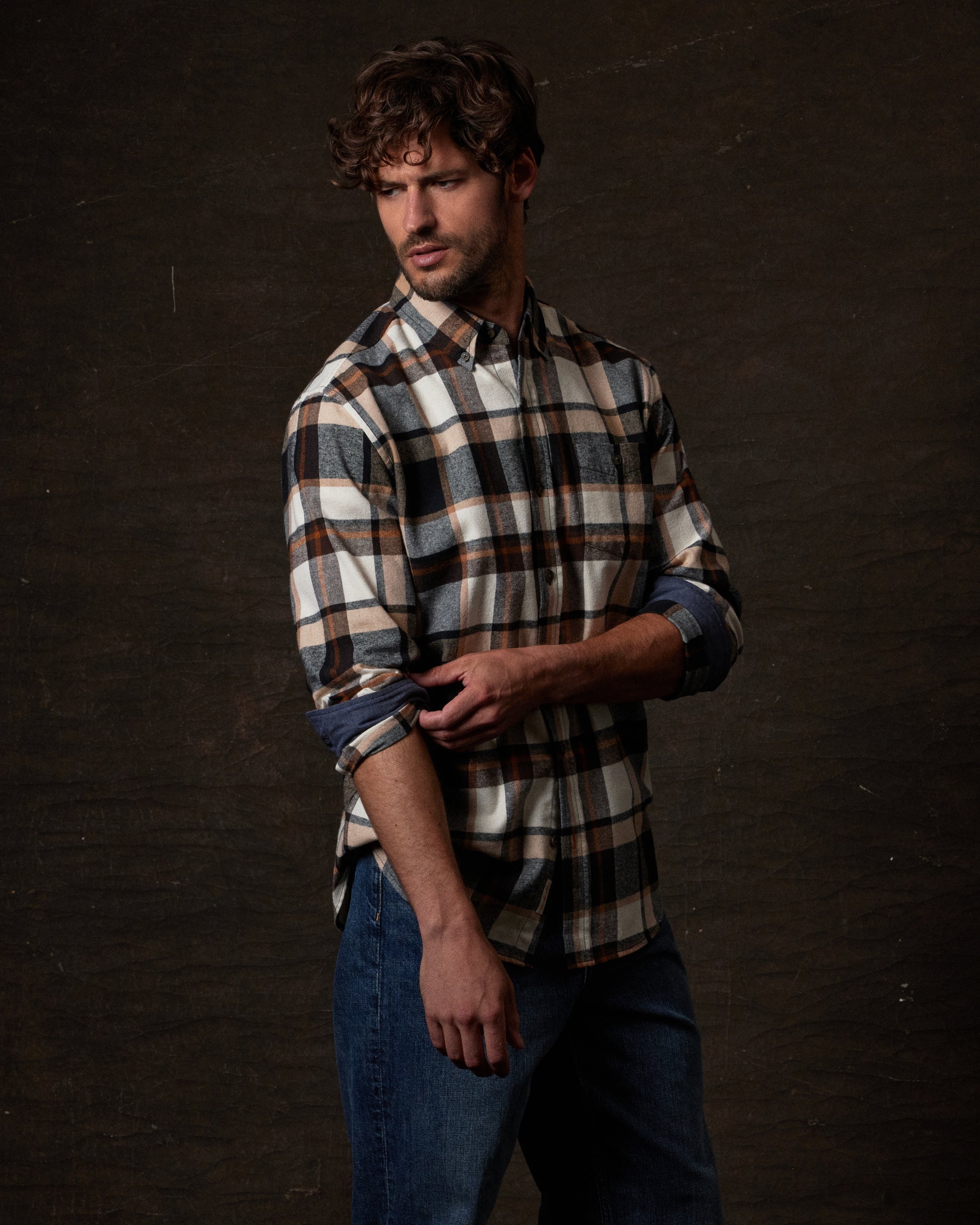 Long Sleeve Brushed Flannel in Caramel Cafe