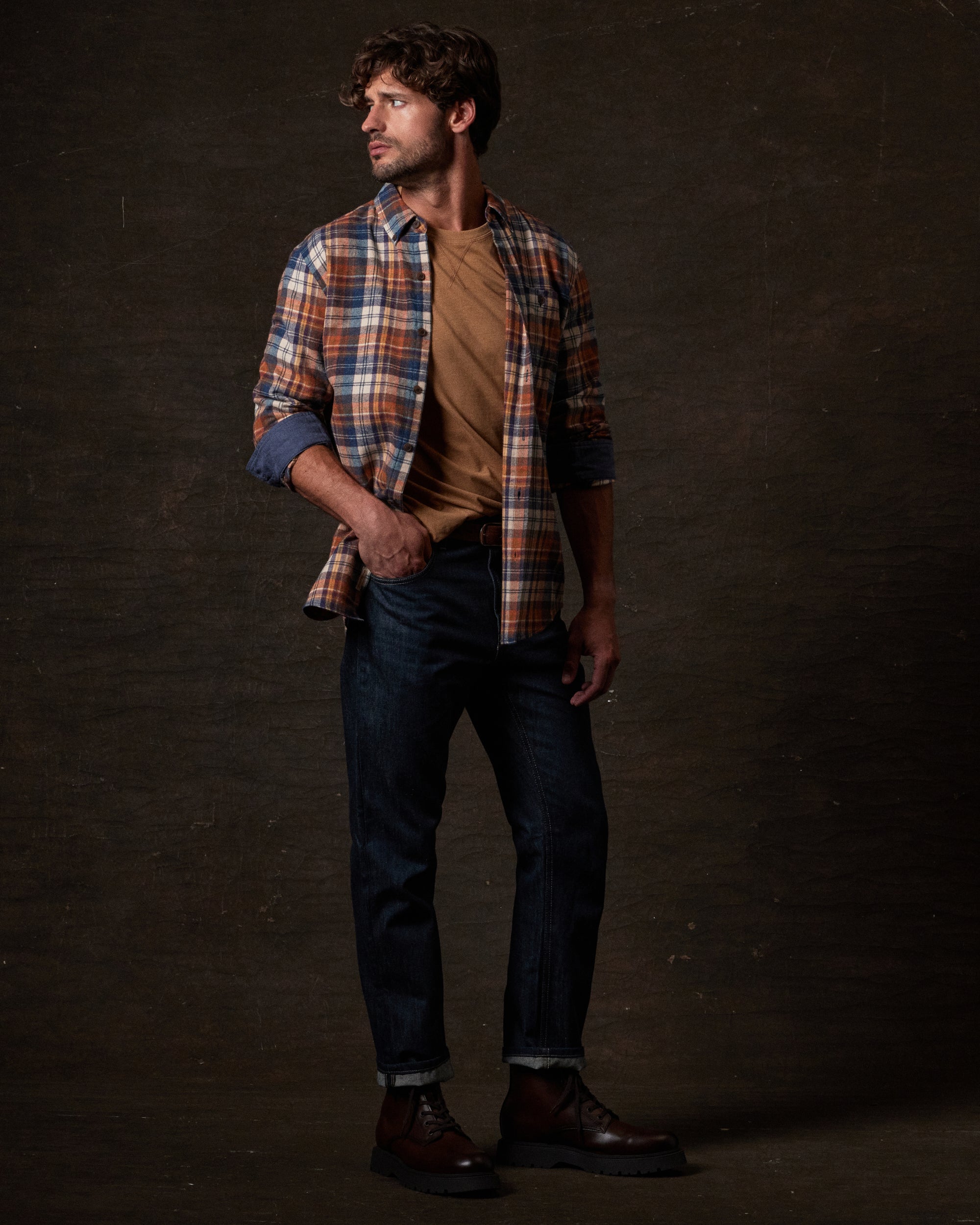 Long Sleeve Brushed Flannel in Umber