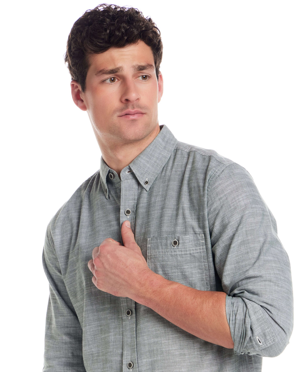 Long Sleeve Chambray Button-Down in Duck Green