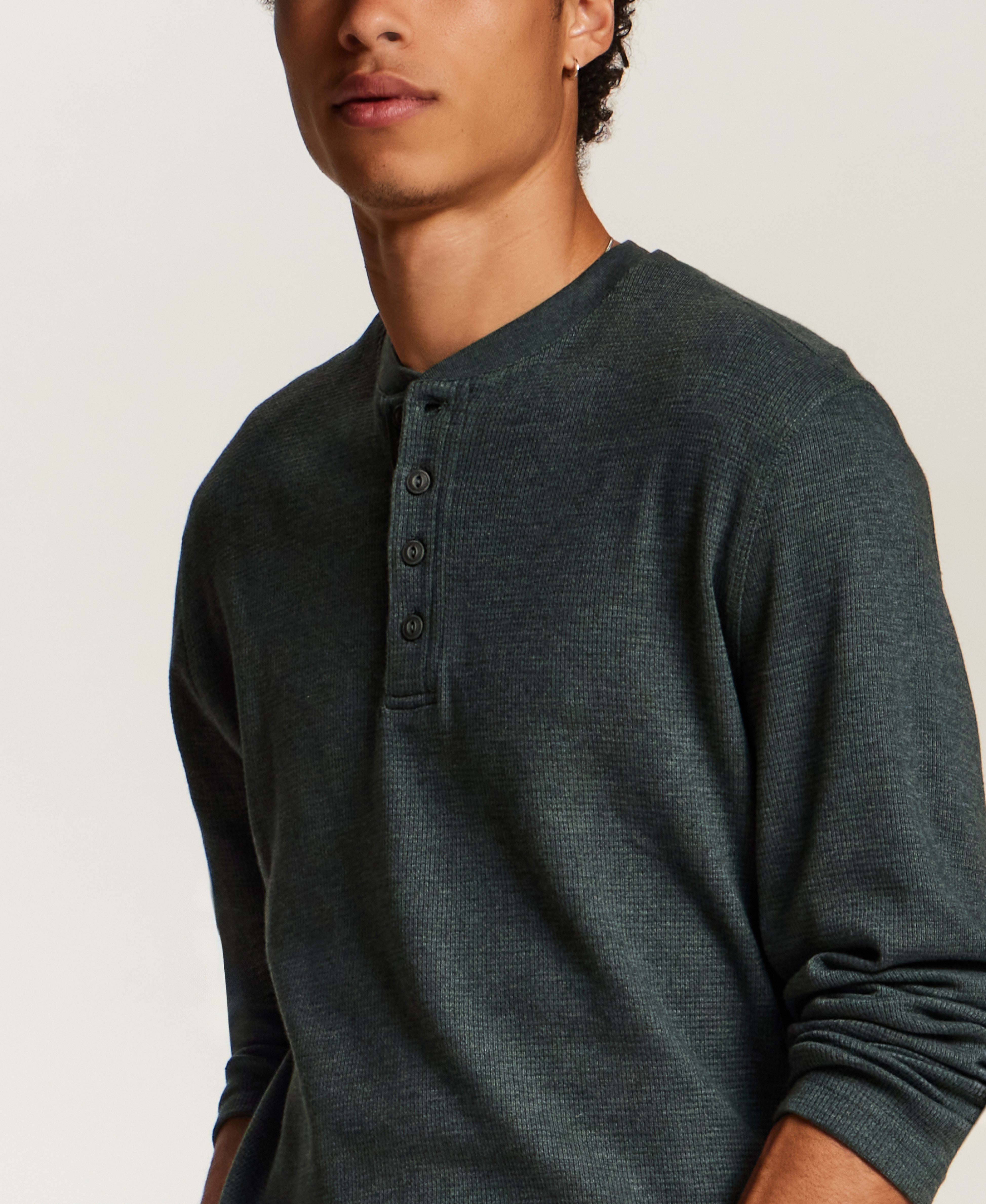 Classic Thermal Henley in Heather Scarab