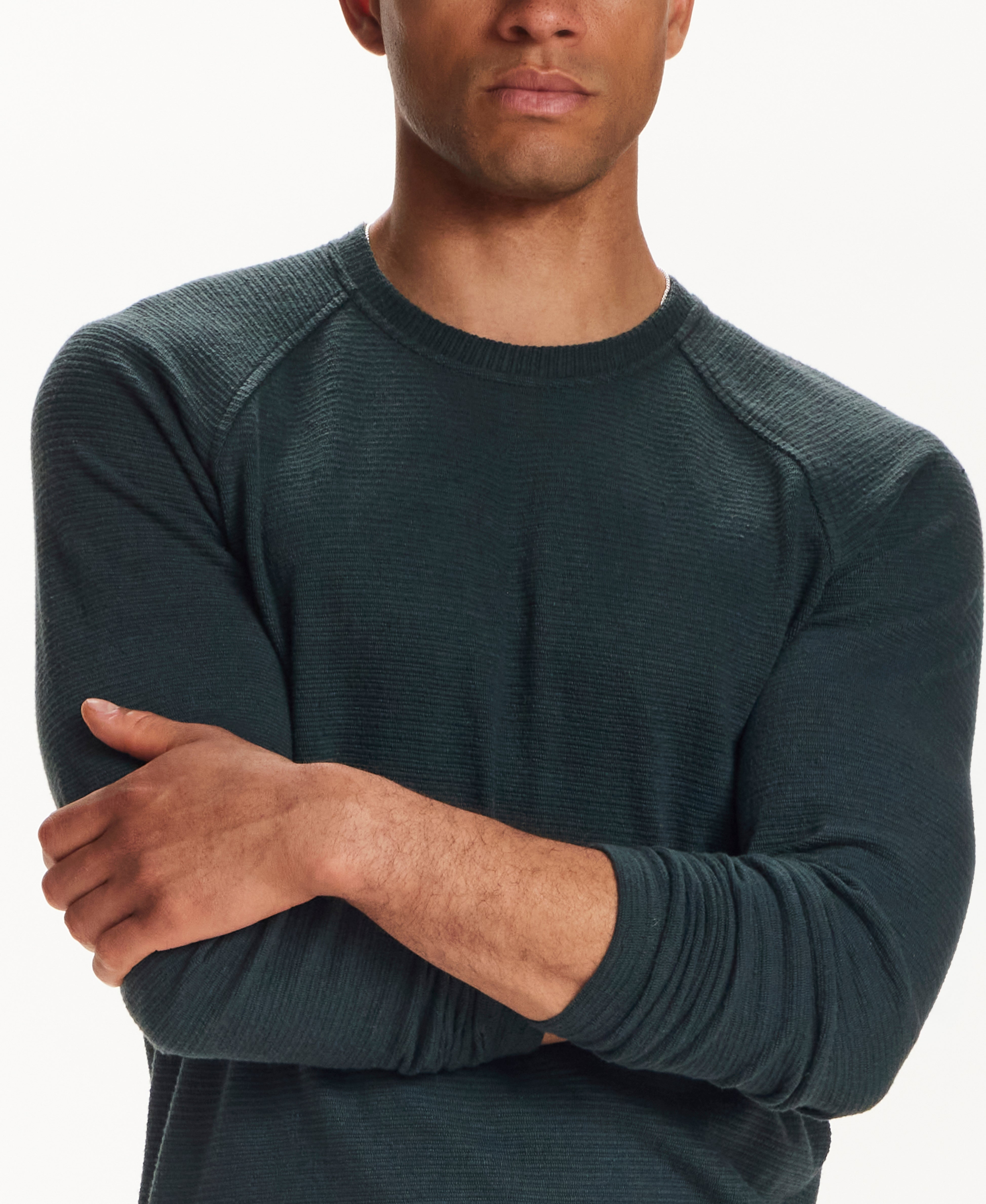 Textured Raglan Crewneck in Scarab