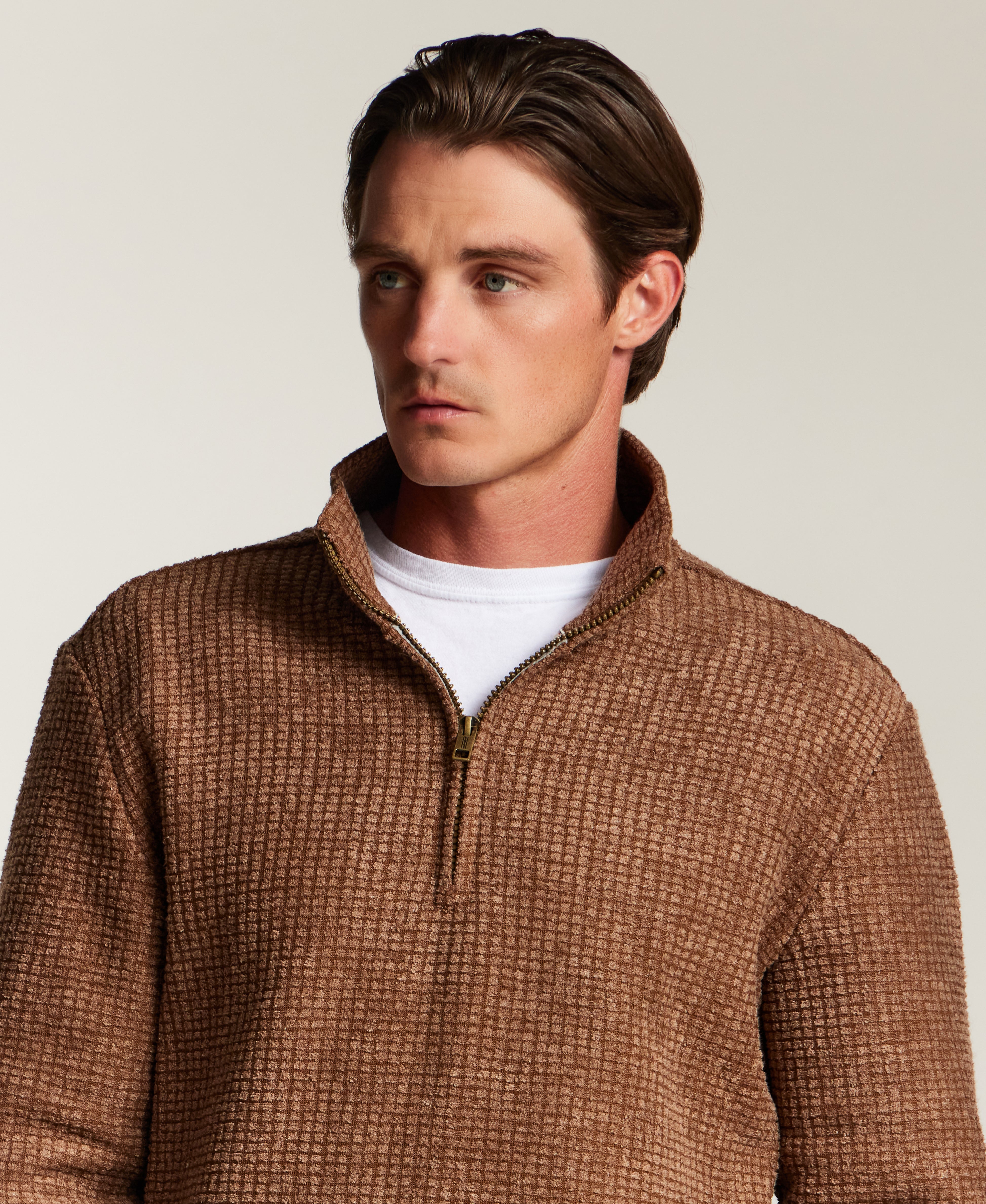 Textured Grid Quarter-Zip in Spanish Brown