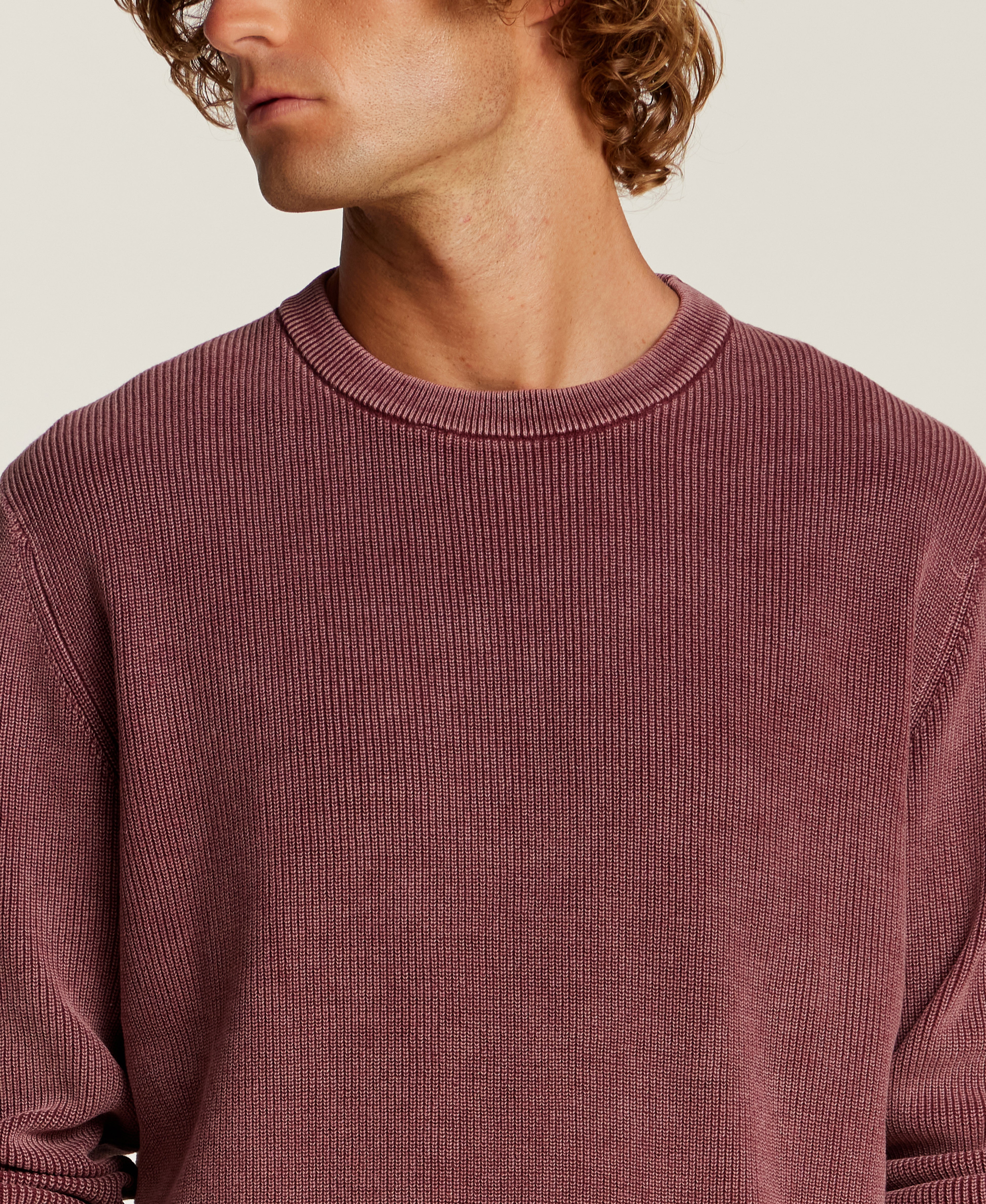 Vertical Rib Stonewash Sweater in Windsor Wine