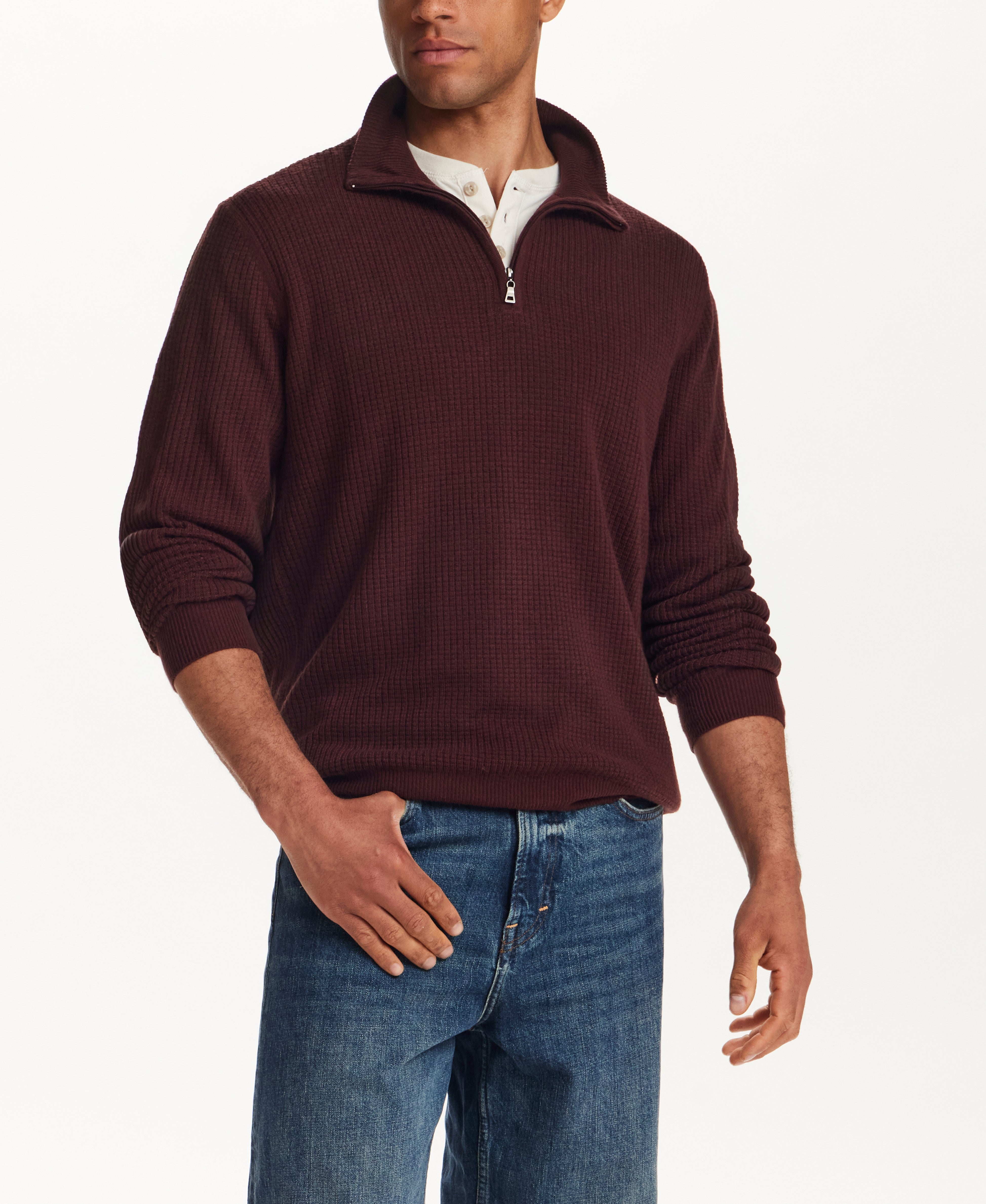 SOFT TOUCH ALLOVER TEXTURED QUARTER ZIP in OXBLOOD (F2640940WV)