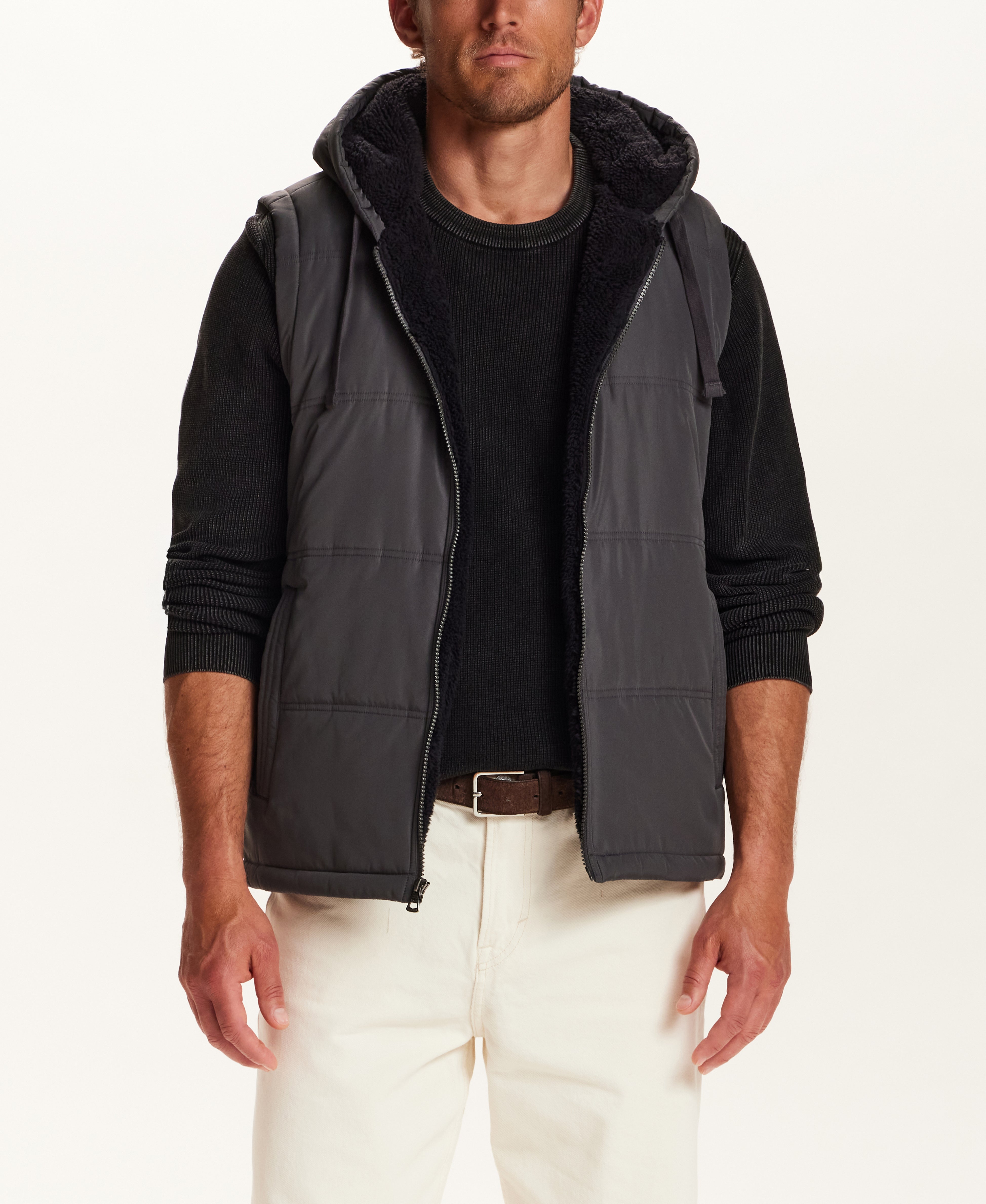 SHERPA LINED HOODED PUFFER VEST in FORGED IRON (F2670383WV)