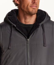 SHERPA LINED HOODED PUFFER VEST in FORGED IRON (F2670383WV)