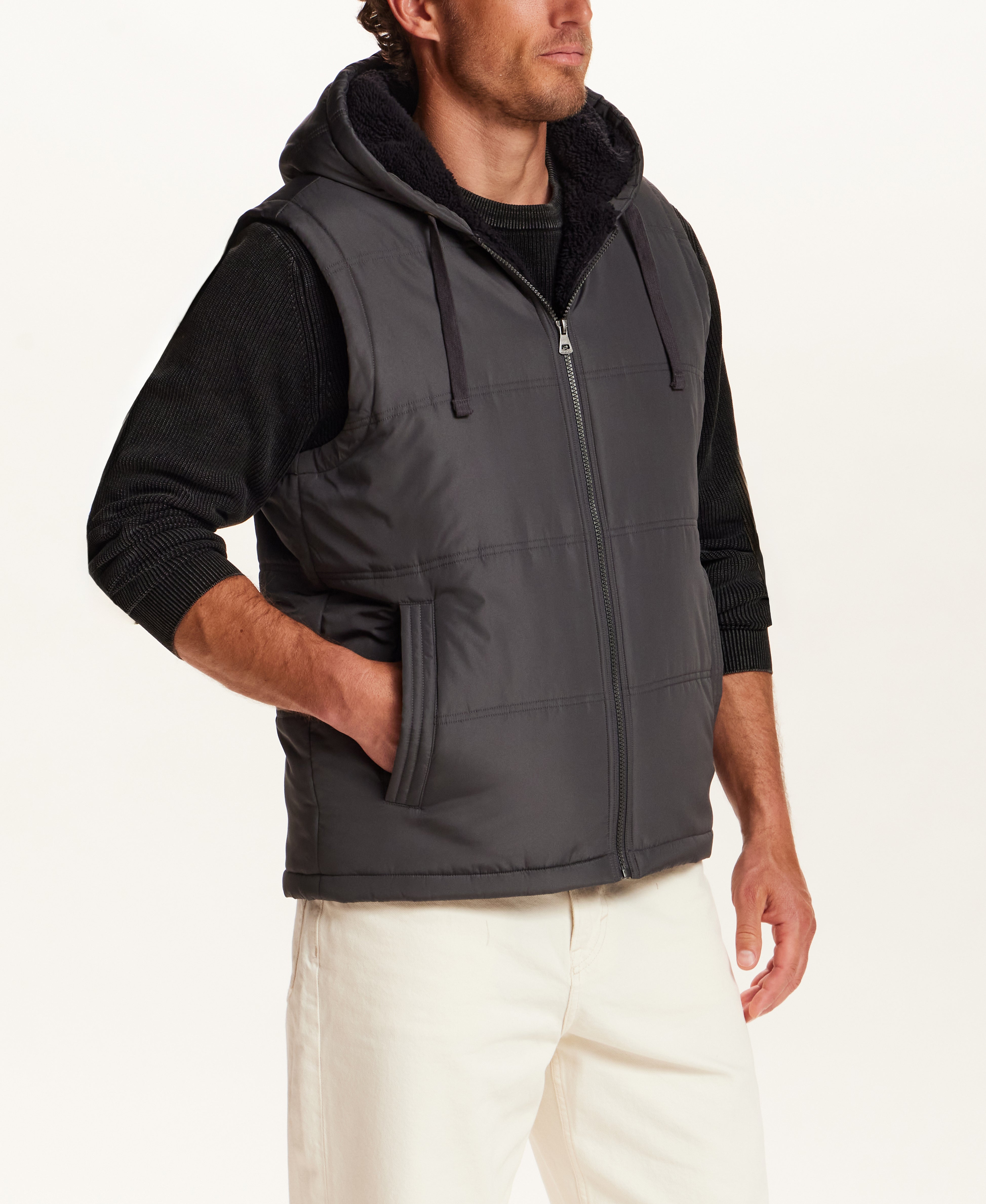 SHERPA LINED HOODED PUFFER VEST in FORGED IRON (F2670383WV)