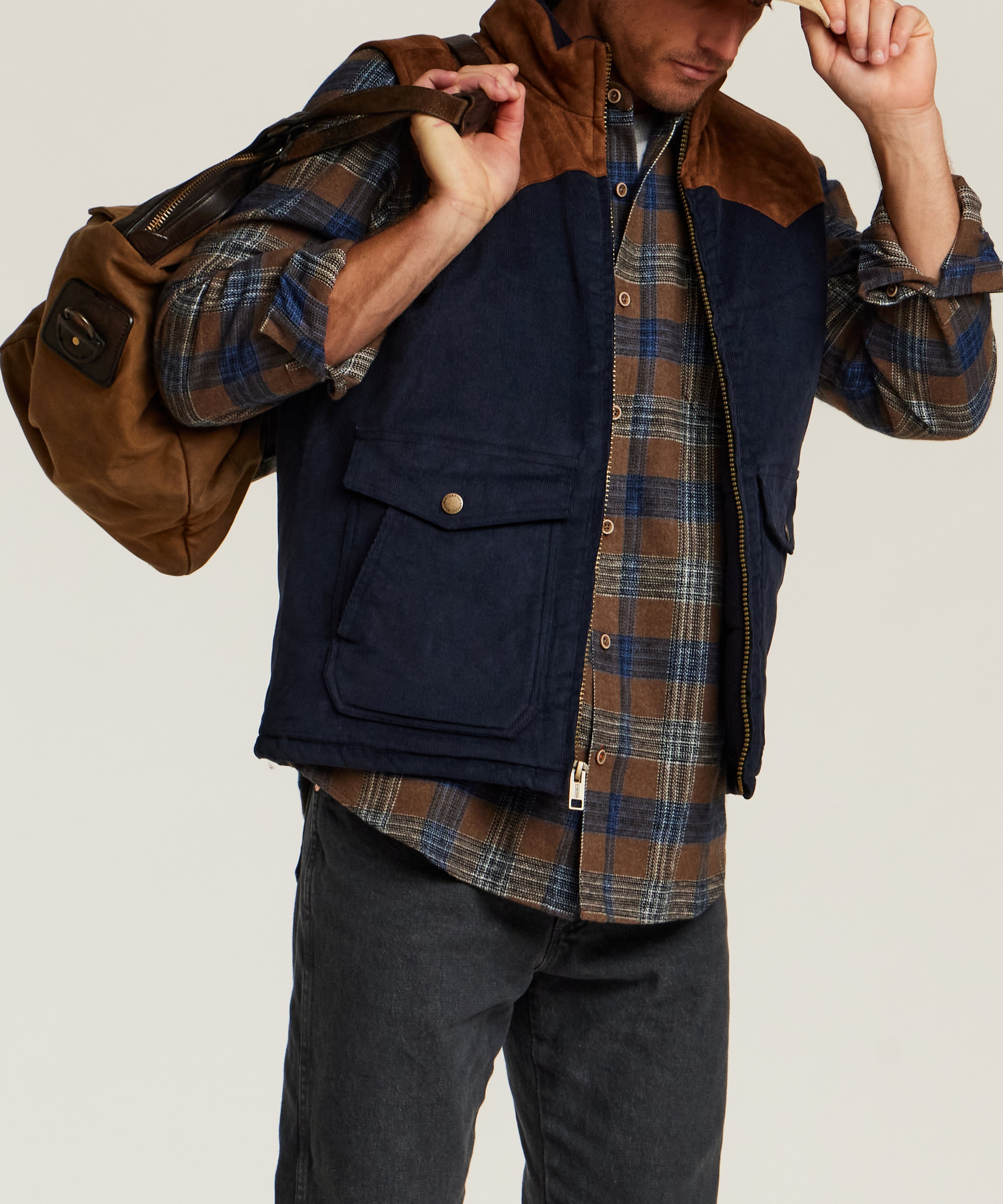 F2670646WV_BROWNNAVY_ALT.jpg