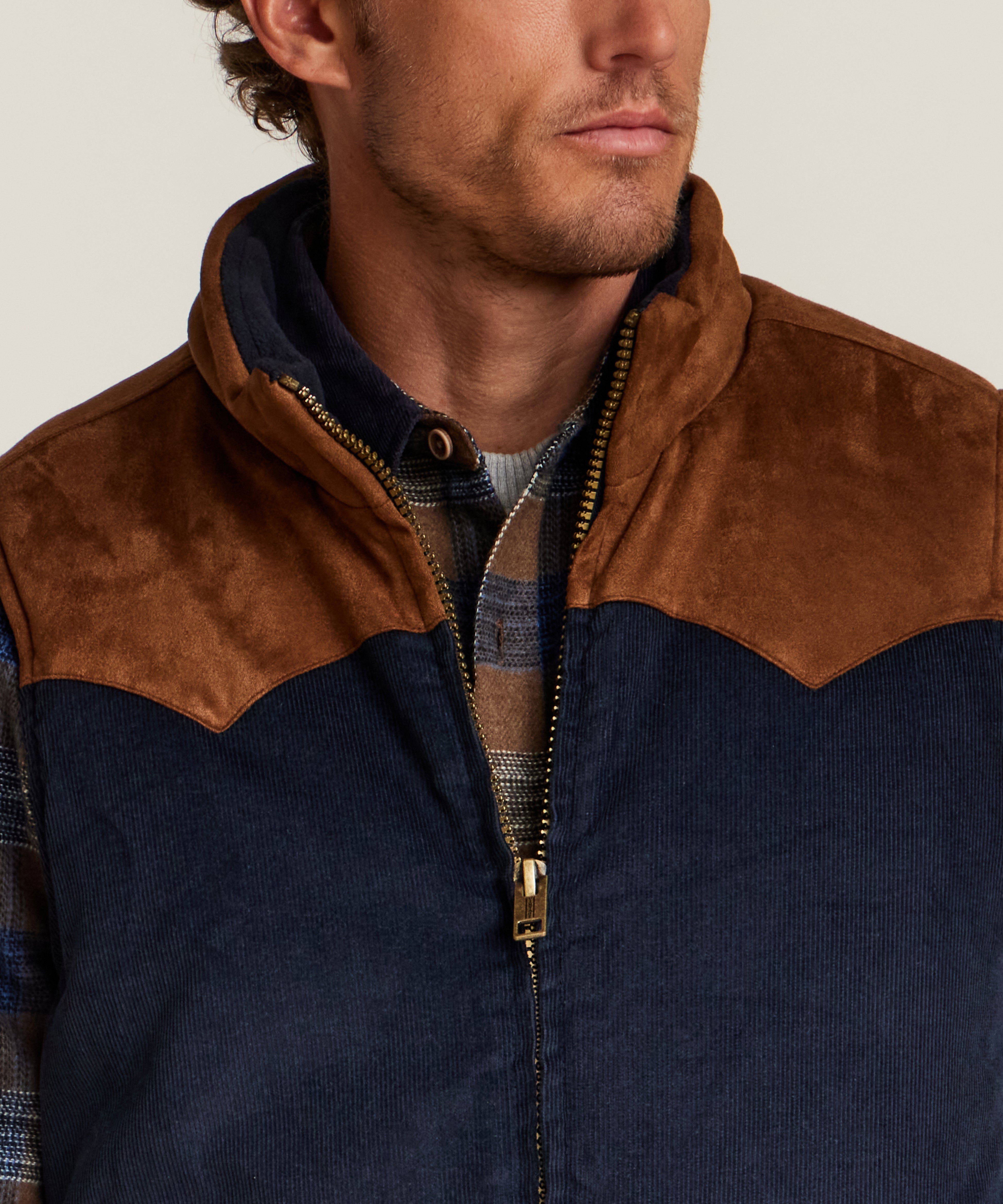 F2670646WV_BROWNNAVY_DETAIL.jpg
