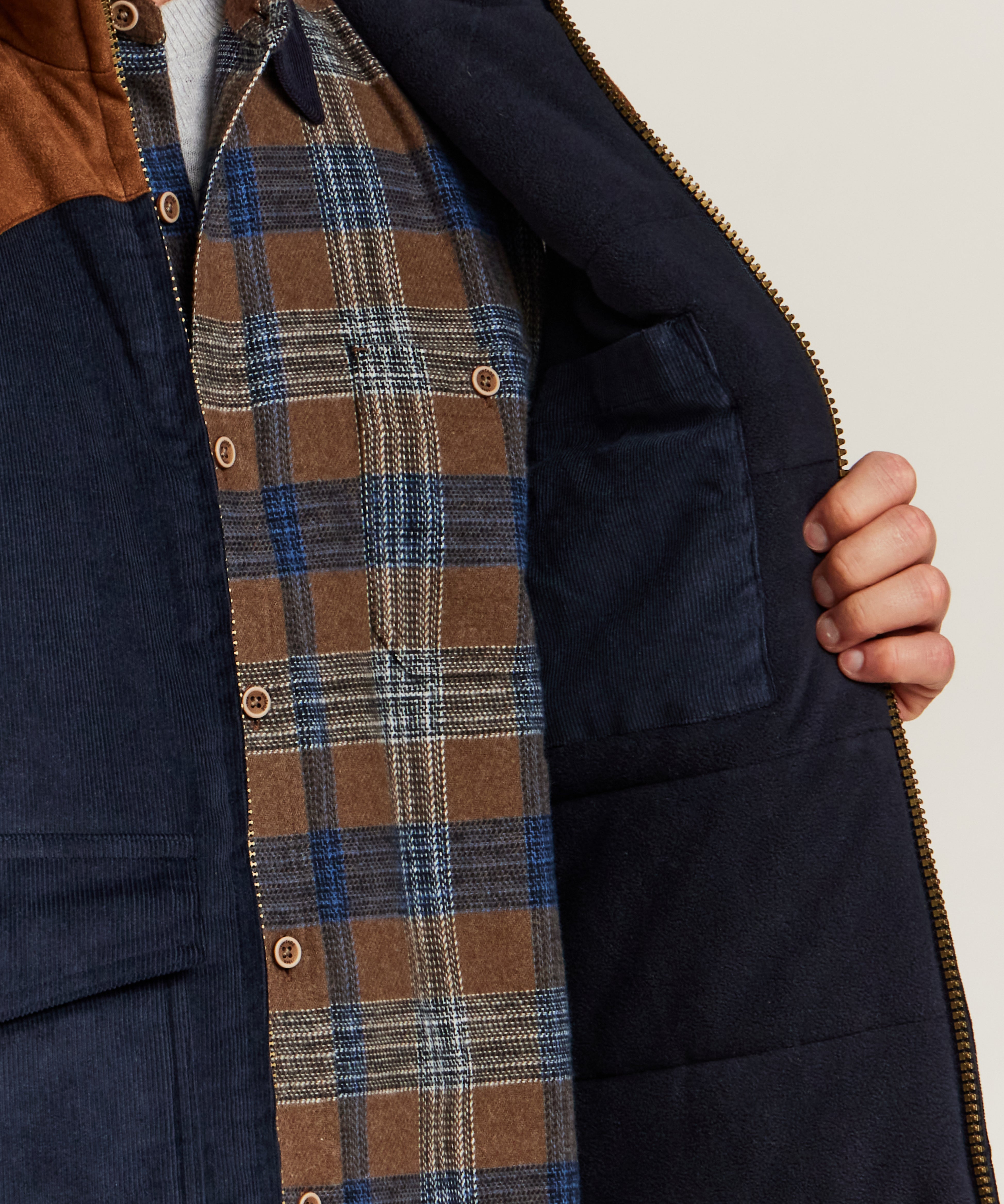 F2670646WV_BROWNNAVY_DETAIL2.jpg
