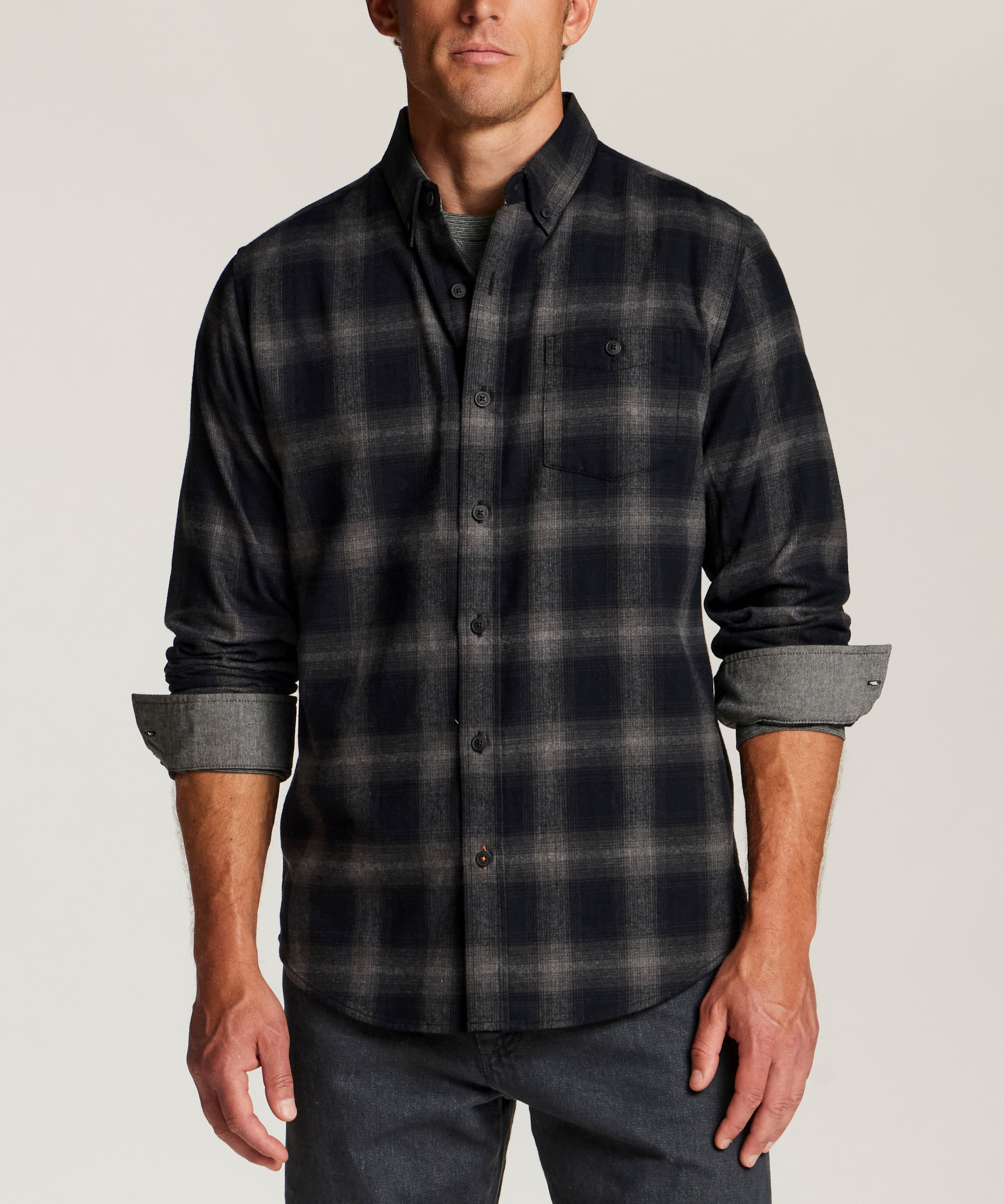 F2685572WV_BLACKONYX_FRONT.jpg
