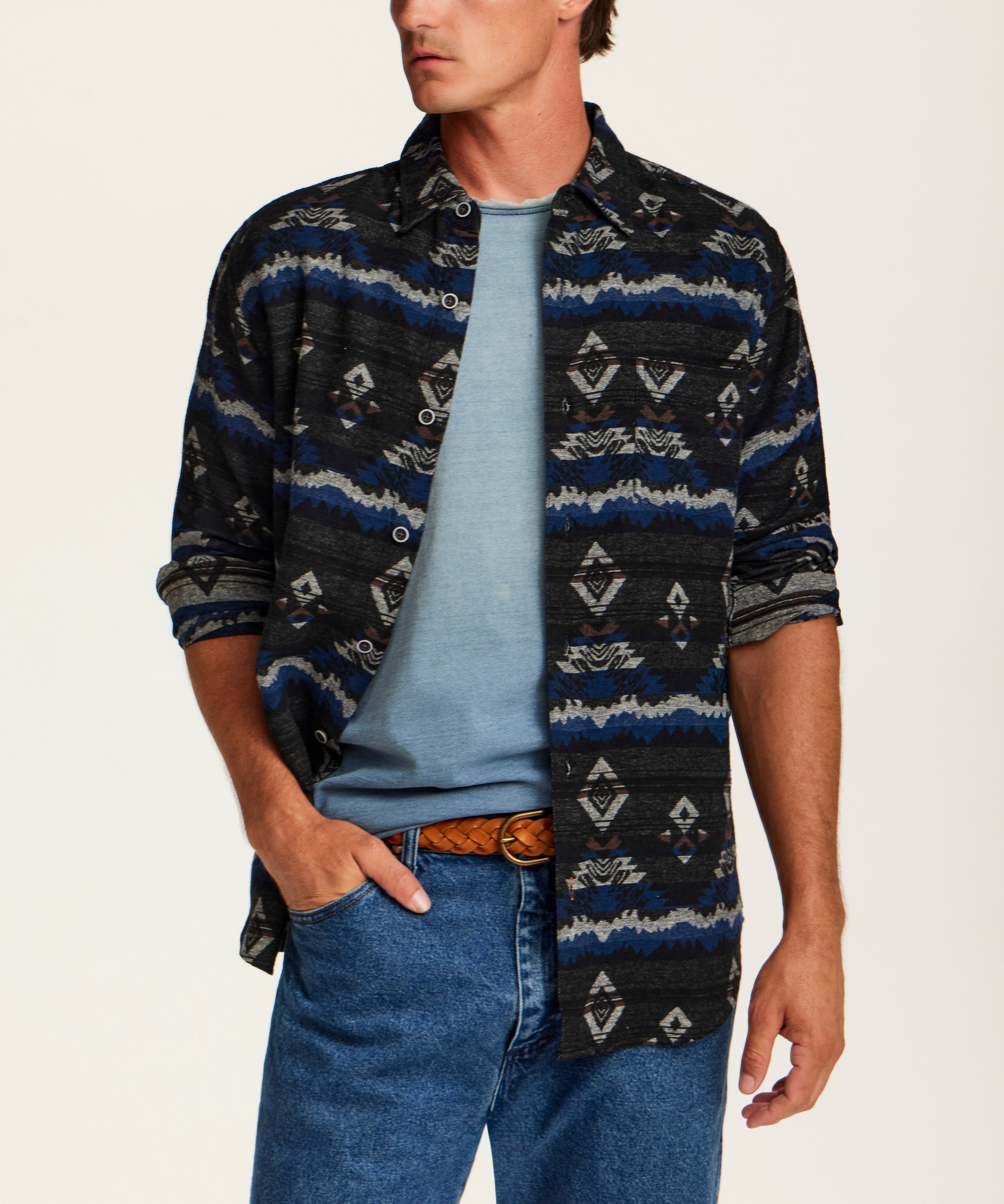 F2685930WV_PEACOAT_FRONTALT.jpg