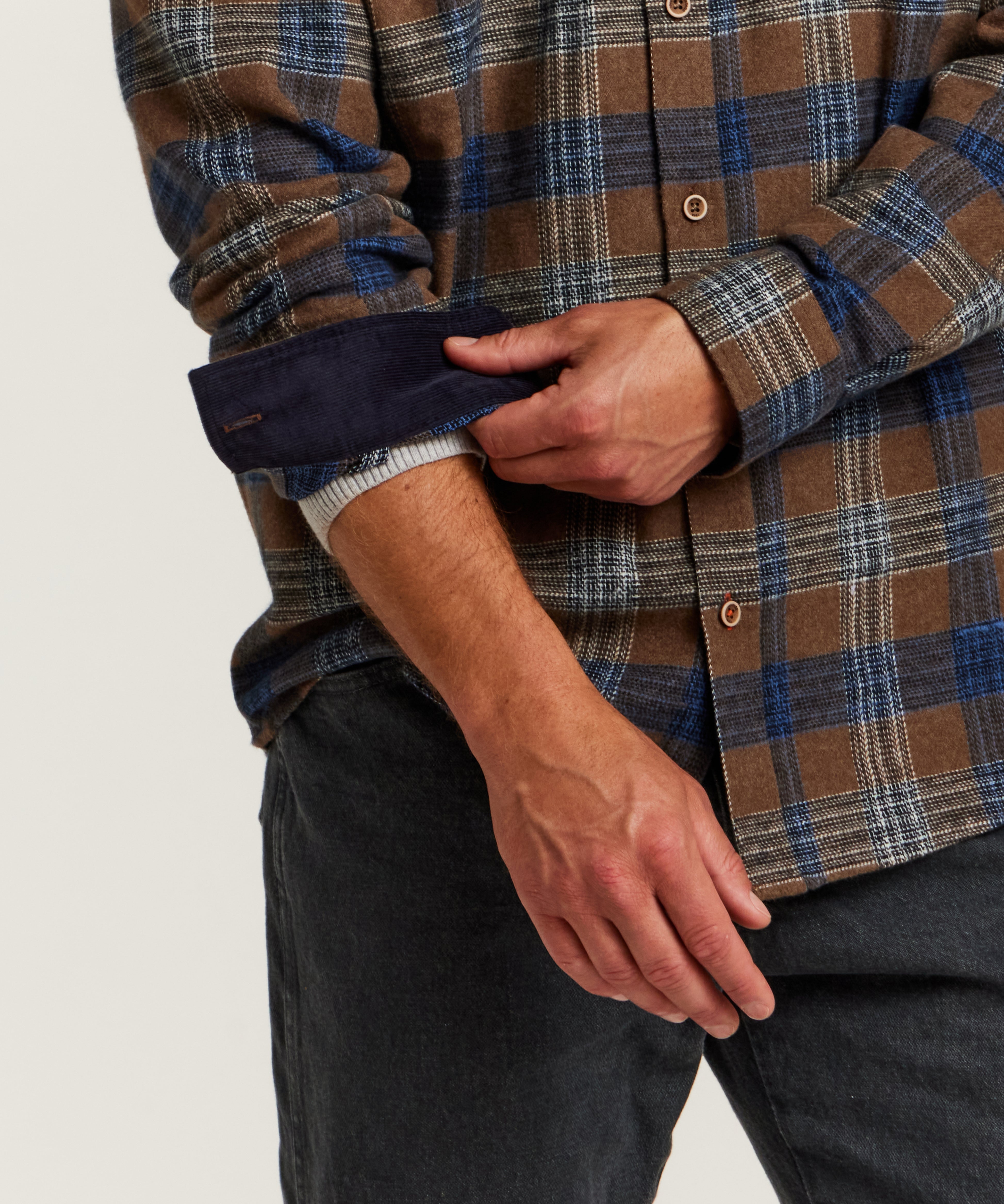 F2685971WV_BROWN_DETAIL.jpg