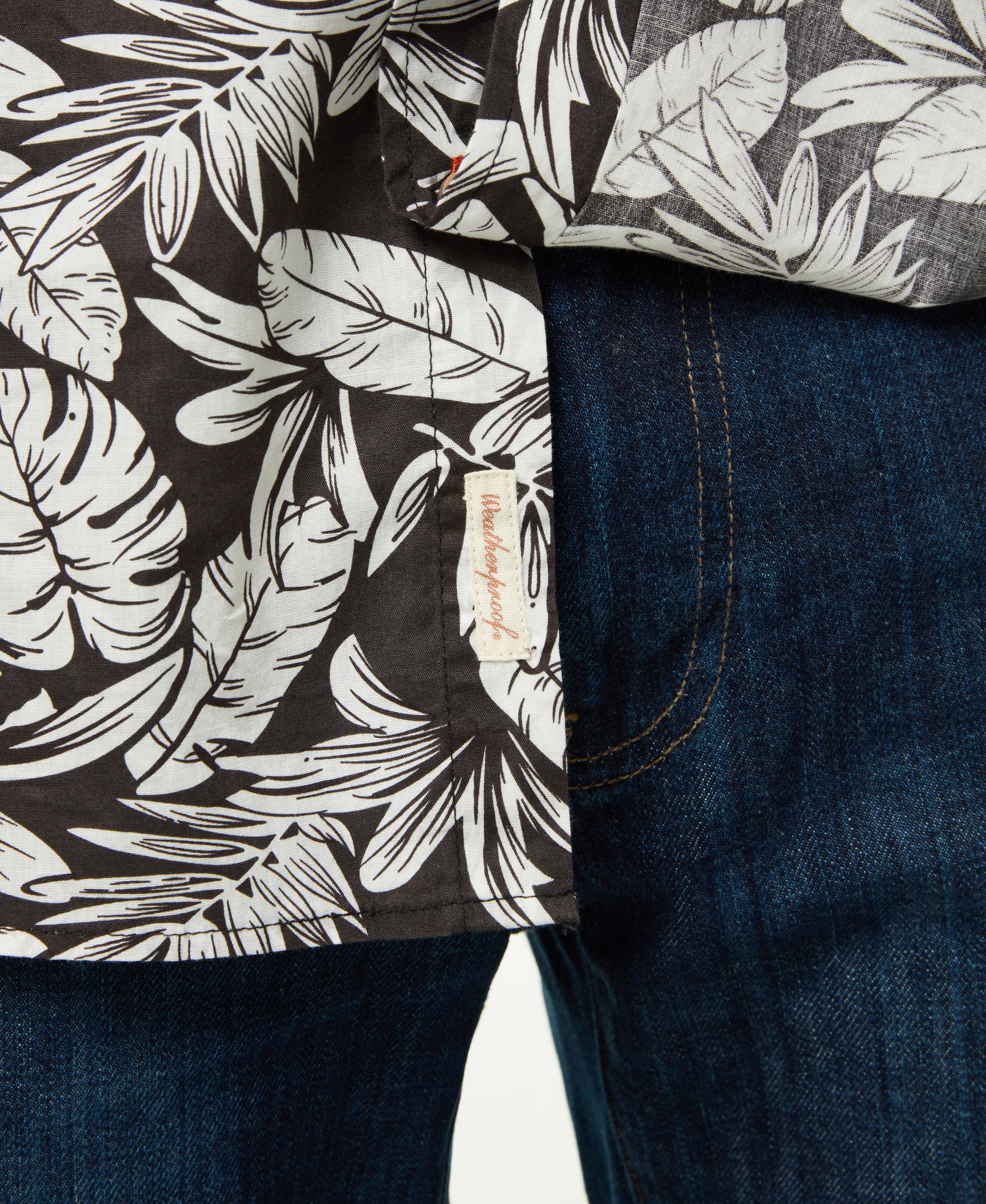 Poplin Floral Print In Forged Iron