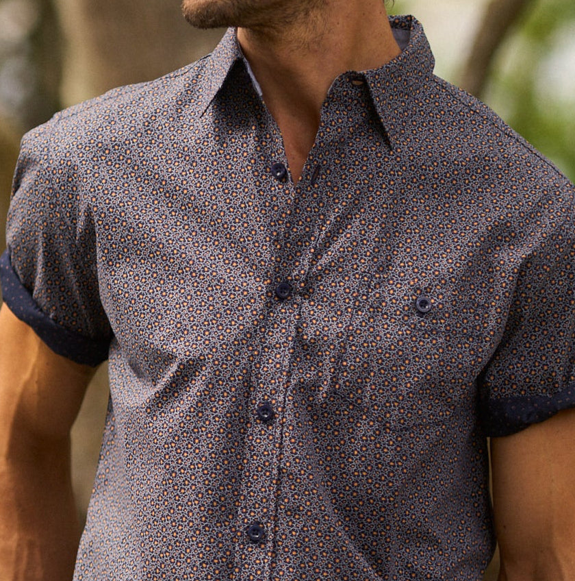 Short Sleeve Cotton Poplin Shirt in Dress Blues