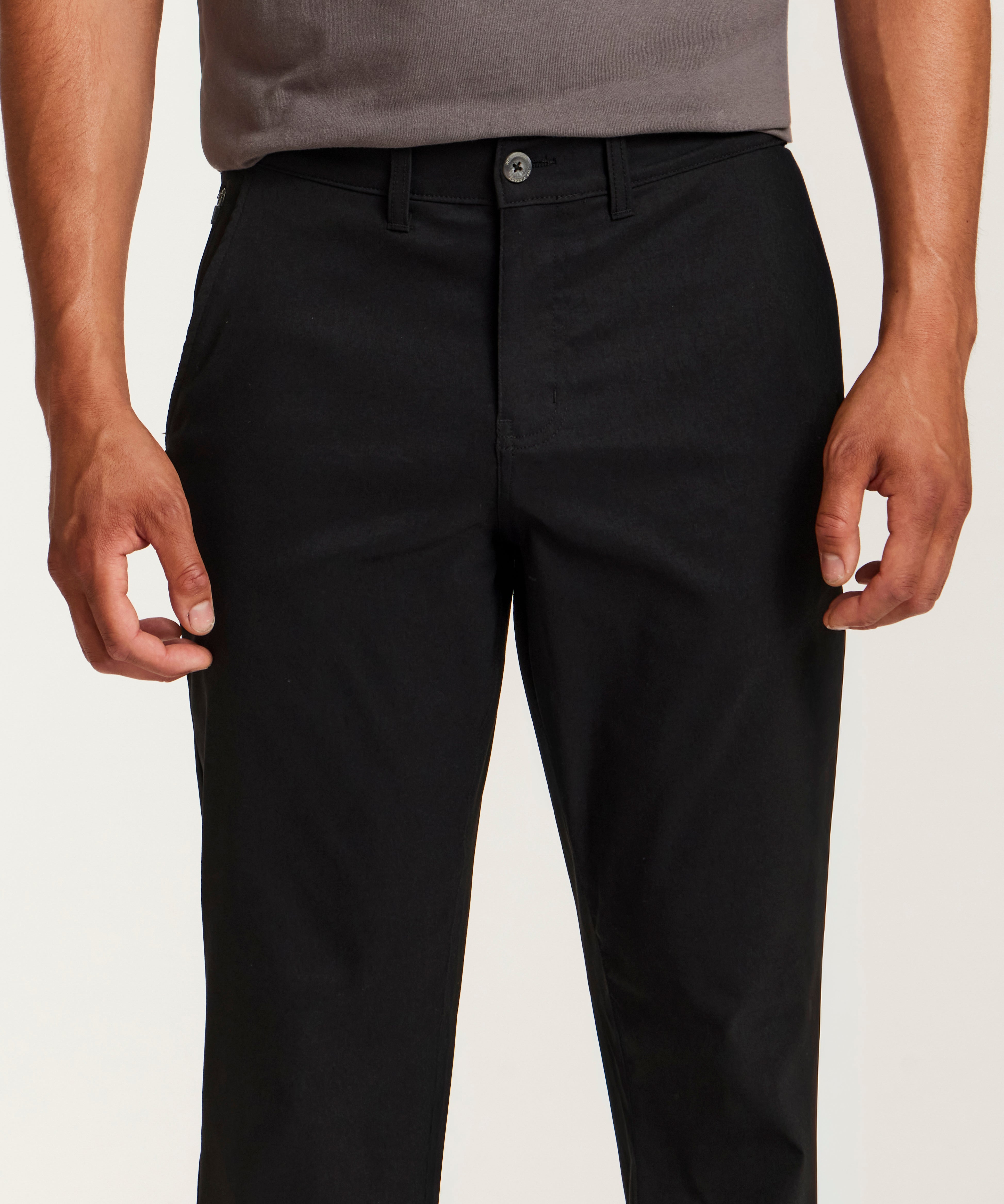W00WB79AWV_BLACK_DETAIL.jpg