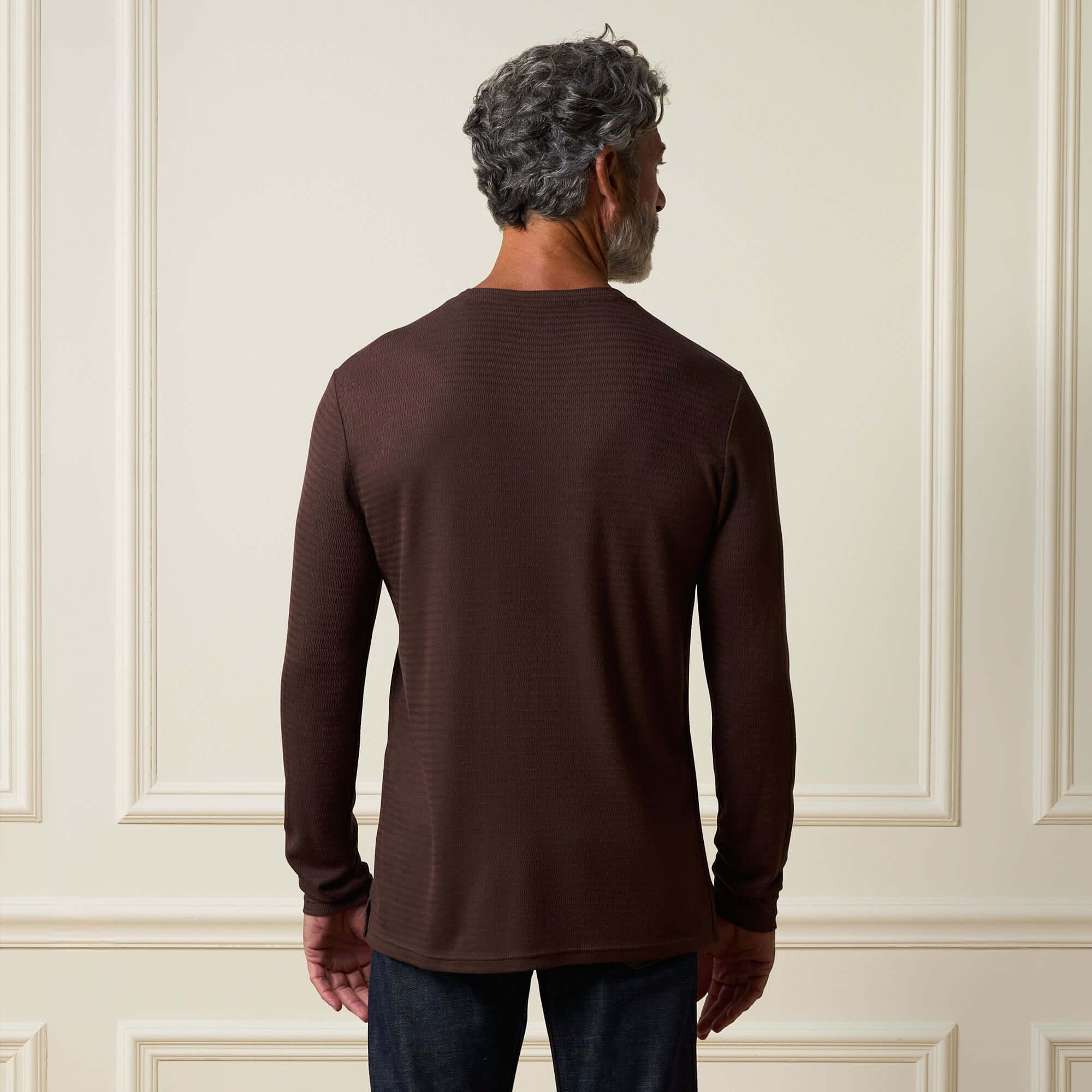 Long Sleeve Crinkle Henley in Brown | Weatherproof® Vintage
