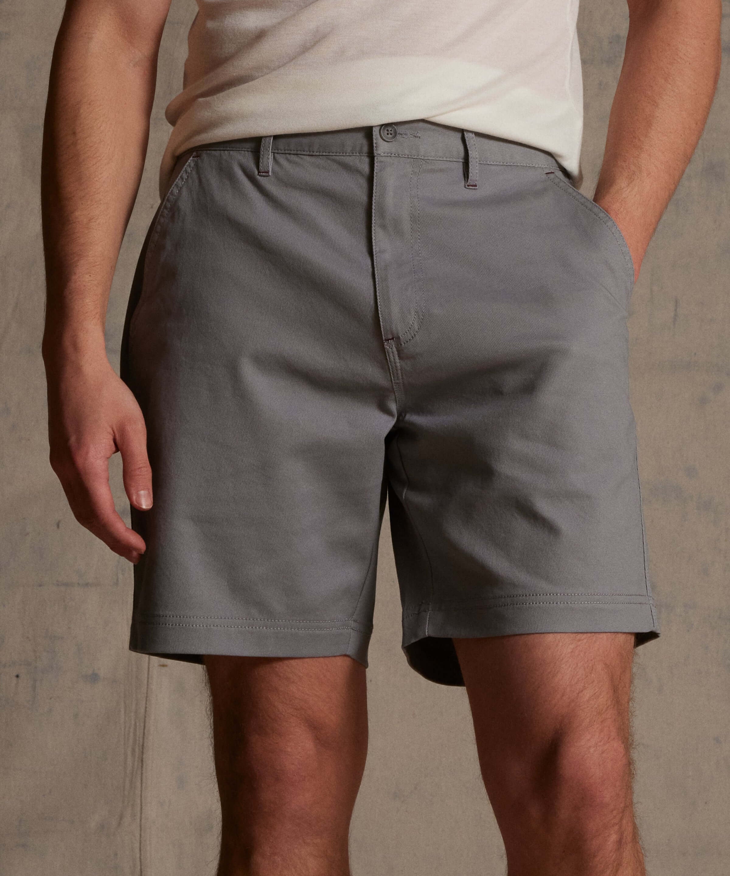 mens-8-inch-twill-shorts-sharkskin-cotton-lifestyle.jpg