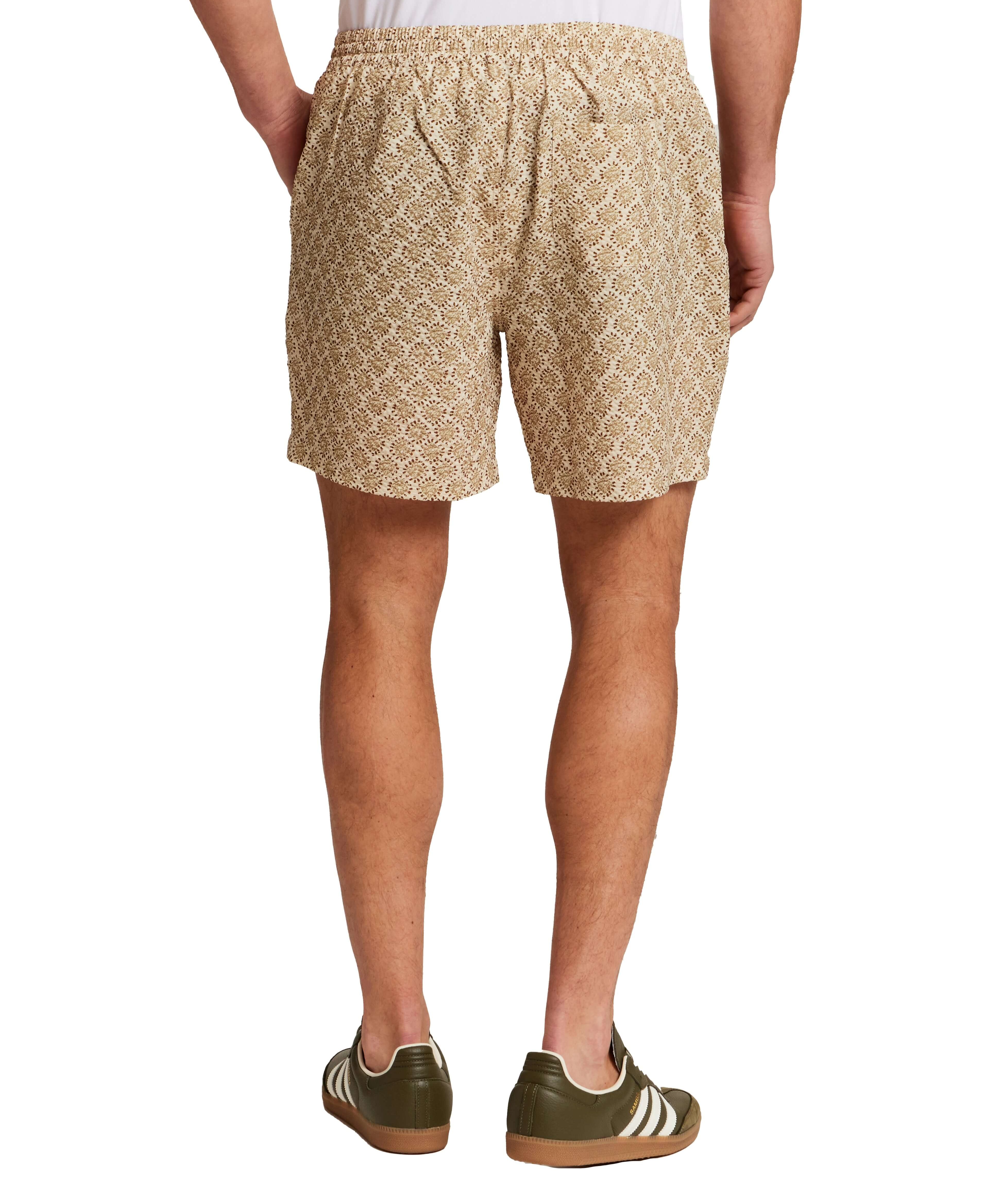 mens-khaki-seersucker-shorts-back-detail.jpg