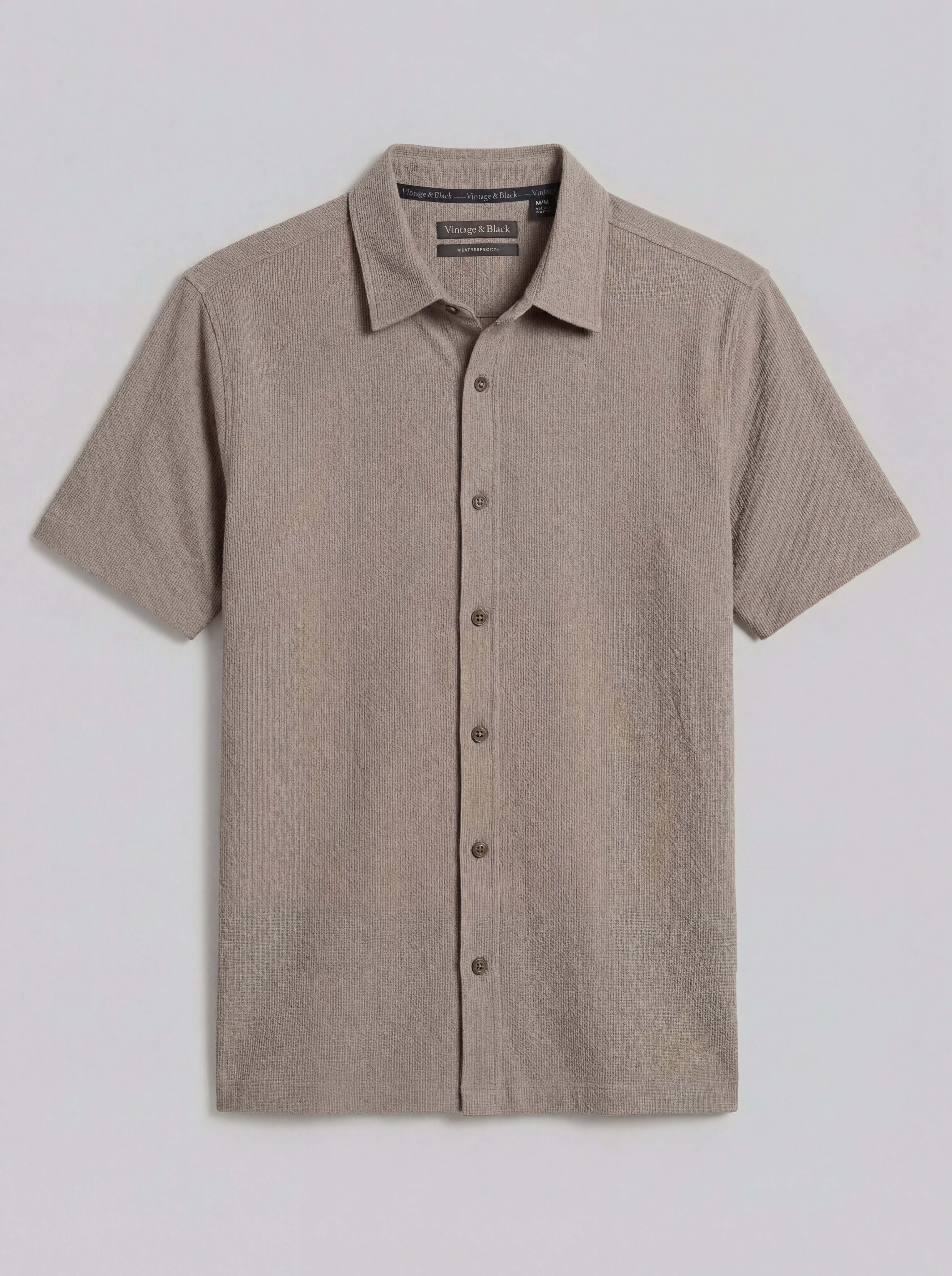 Mini Seersucker Shirt in Khaki, lightweight, short sleeve, button-front closure, structured collar, regular fit.