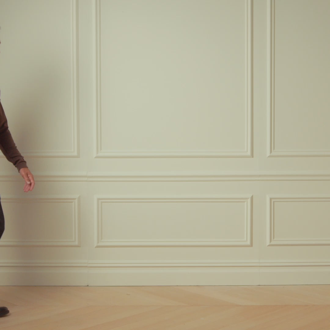 Crinkle Scuba Crew Neck in Brown