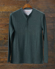 Long Sleeve Waffle Henley in Heather Scarab