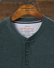 Long Sleeve Waffle Henley in Heather Scarab