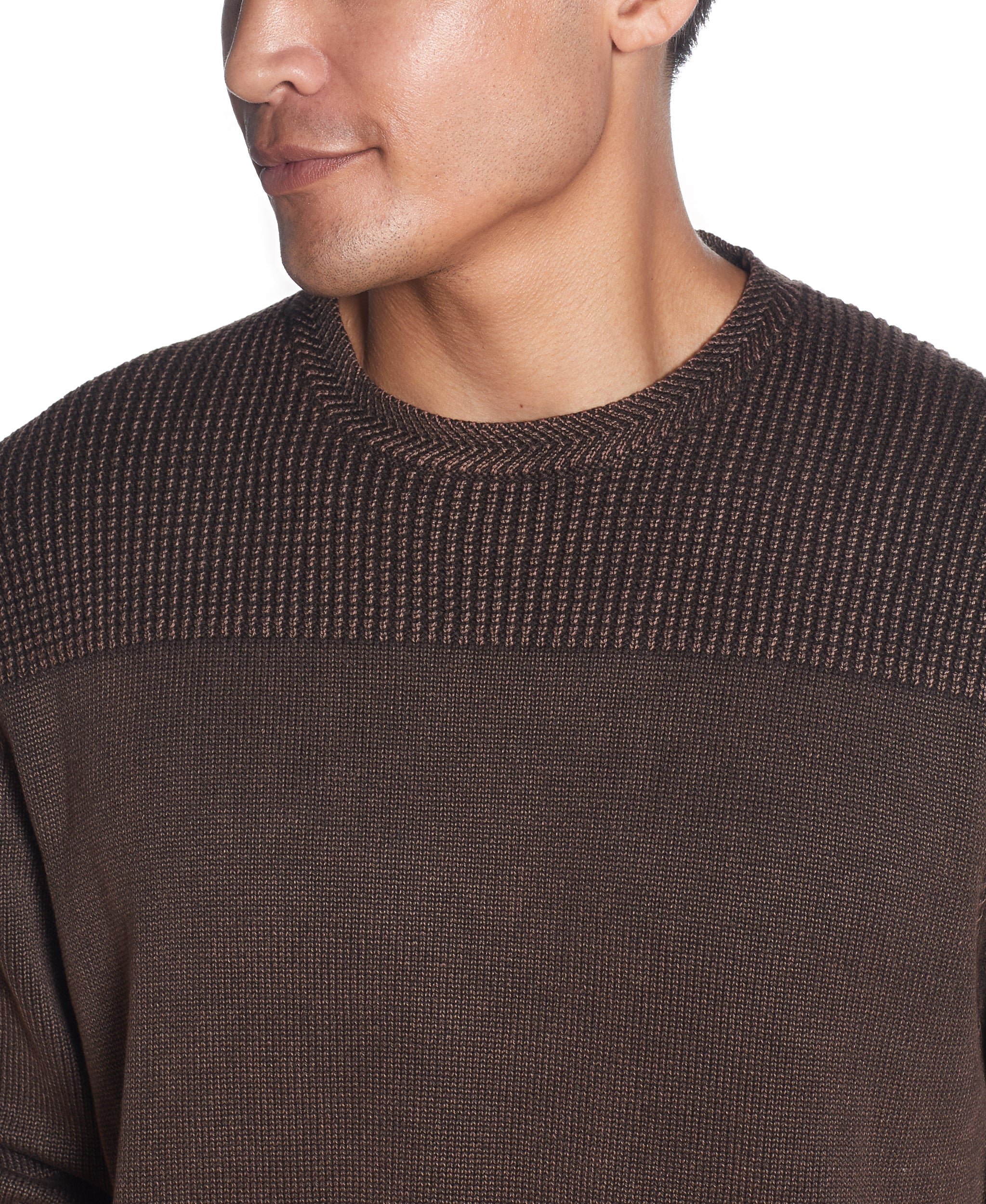 STONEWASH SHAKER SITICH CREW SWEATER IN DARK MOLE
