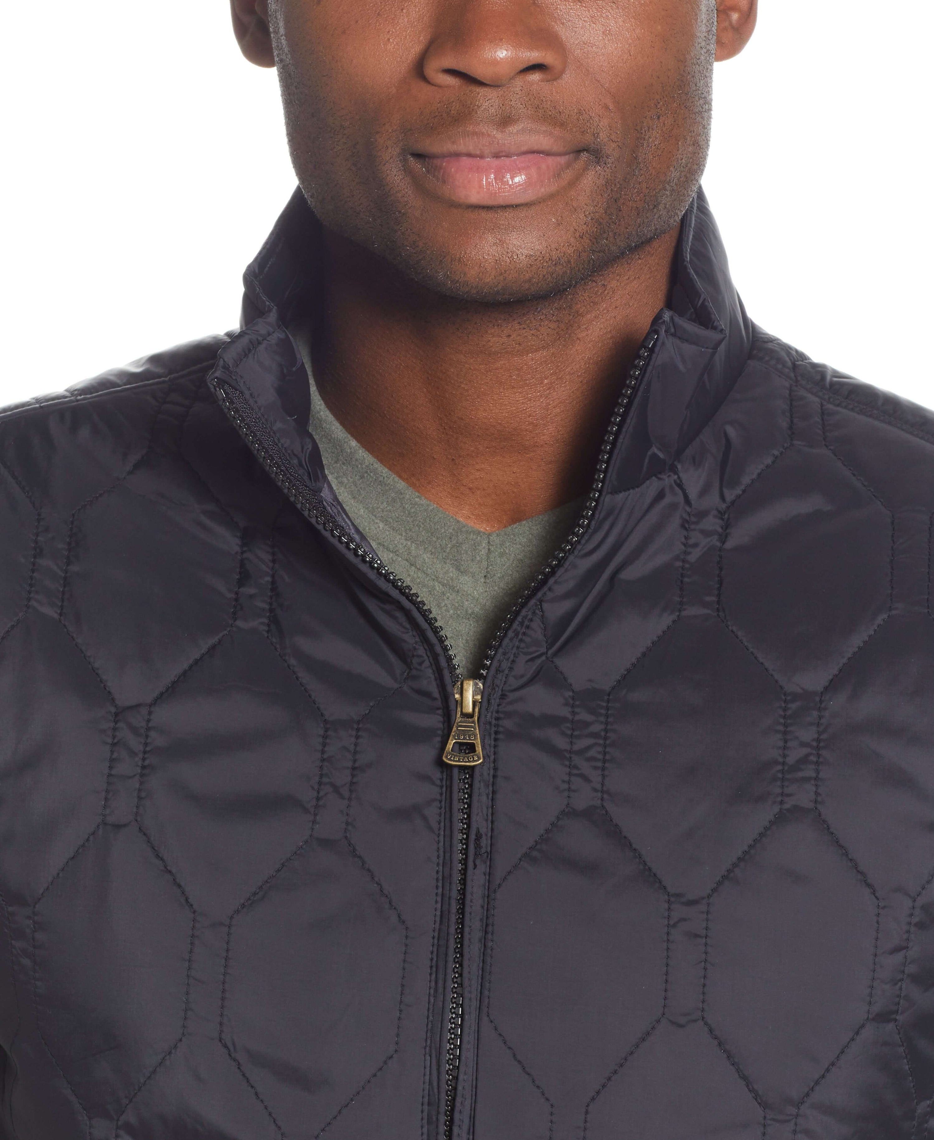HEXAGON QUILTED Vest in Black