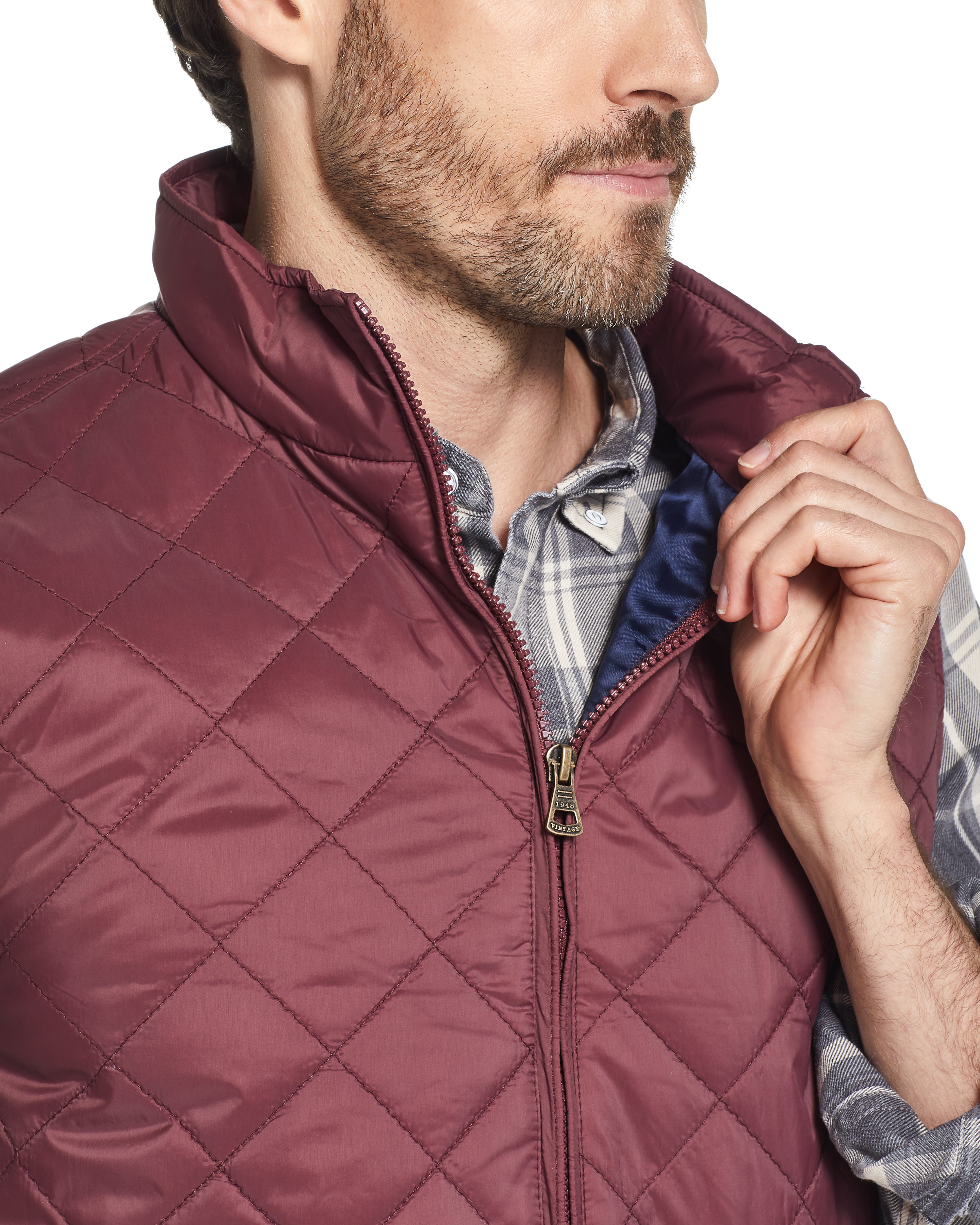 DIAMOND QUILTED VEST IN RED MAHOGANY
